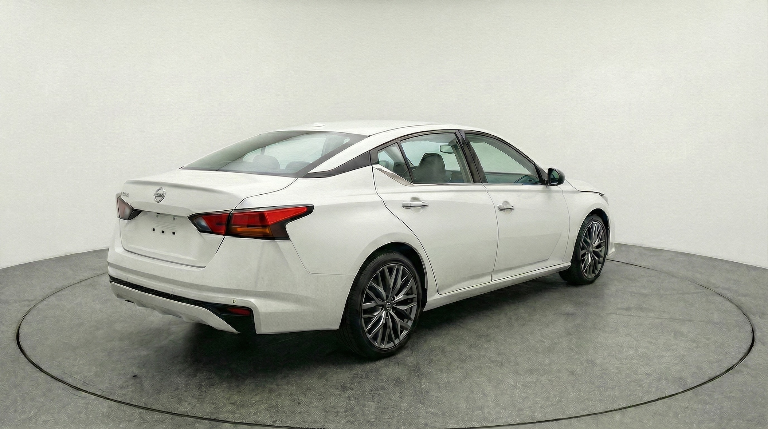 Thumbnail: 2025 Nissan Altima - 7