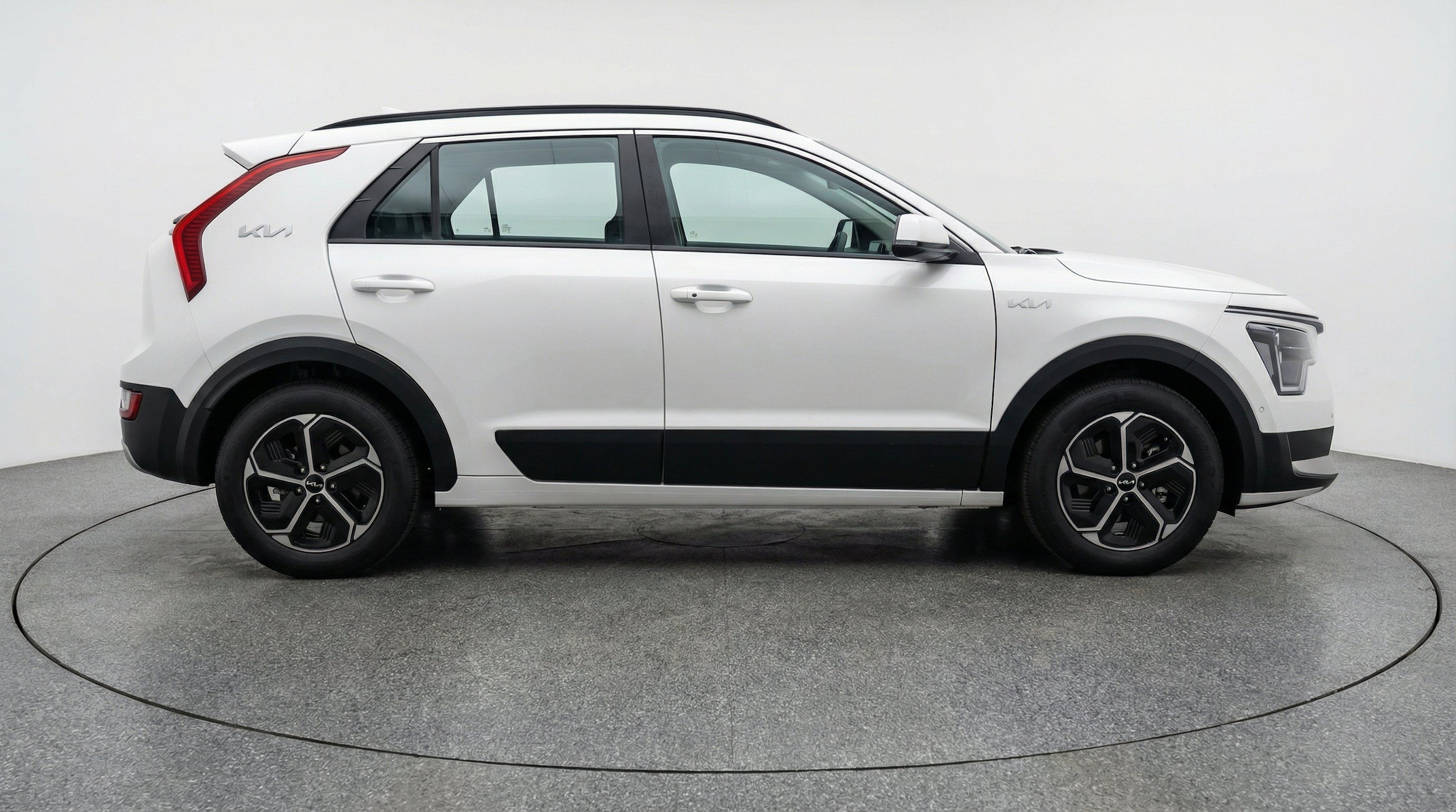 Thumbnail: 2026 Kia Niro - 11