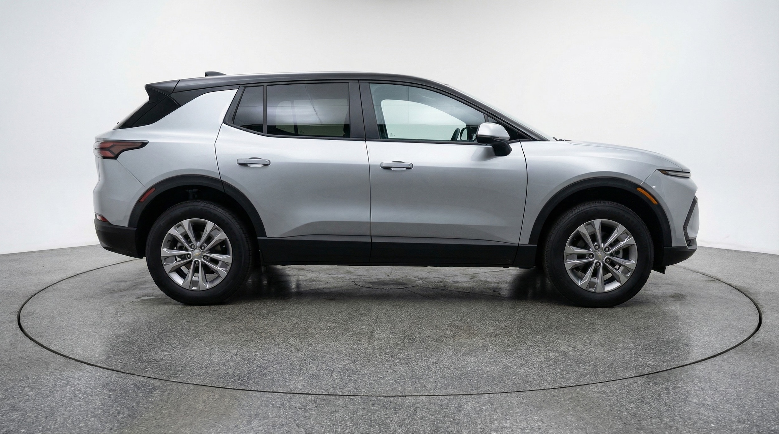 Thumbnail: 2025 Chevrolet Equinox - 8