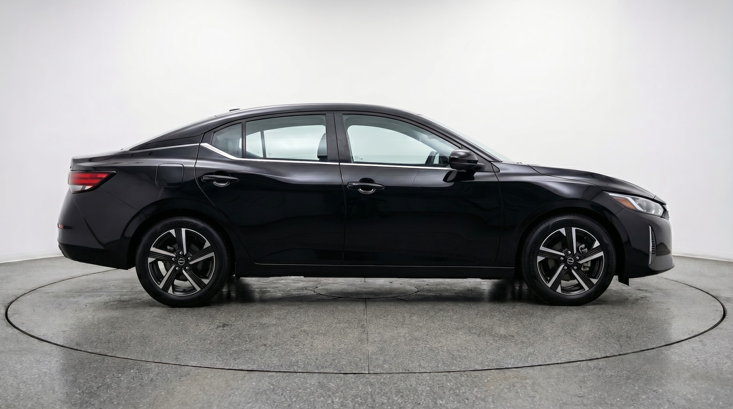 Thumbnail: 2025 Nissan Sentra - 8