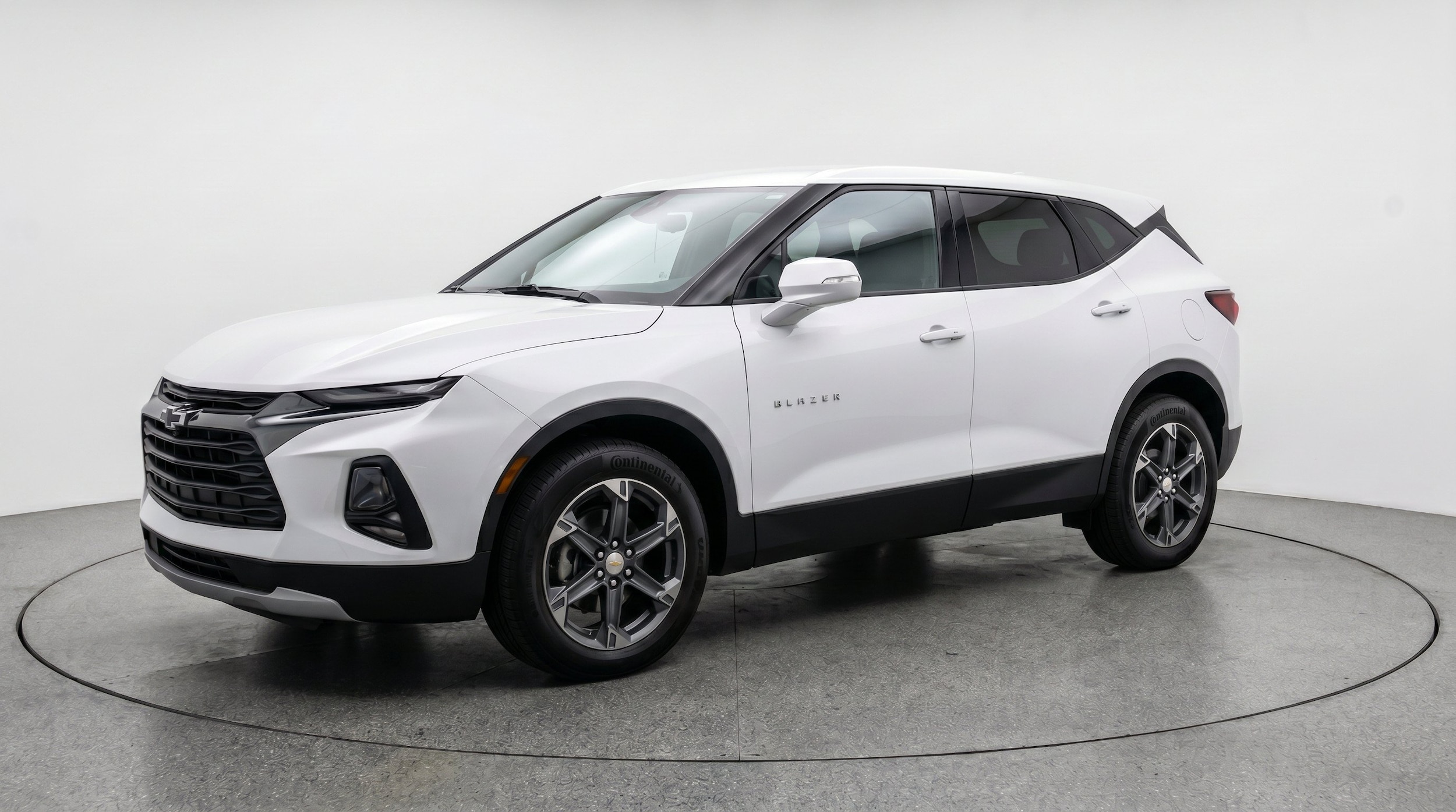 Thumbnail: 2026 Chevrolet Blazer - 3