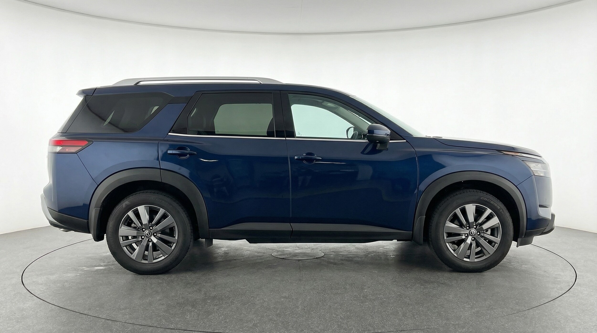 Thumbnail: 2025 Nissan Pathfinder - 8