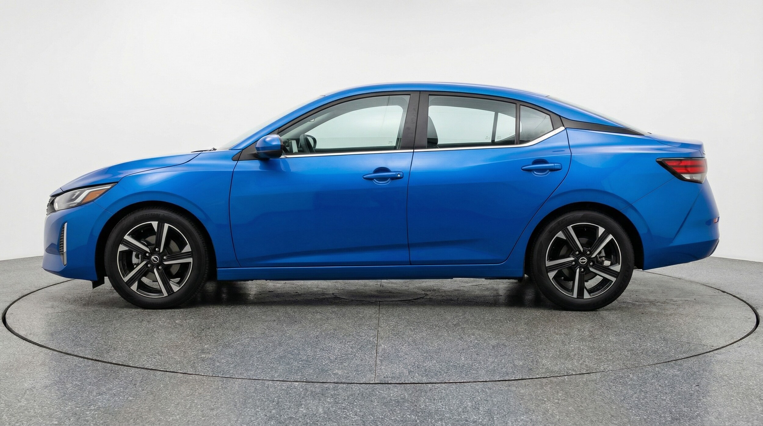 Thumbnail: 2025 Nissan Sentra - 4