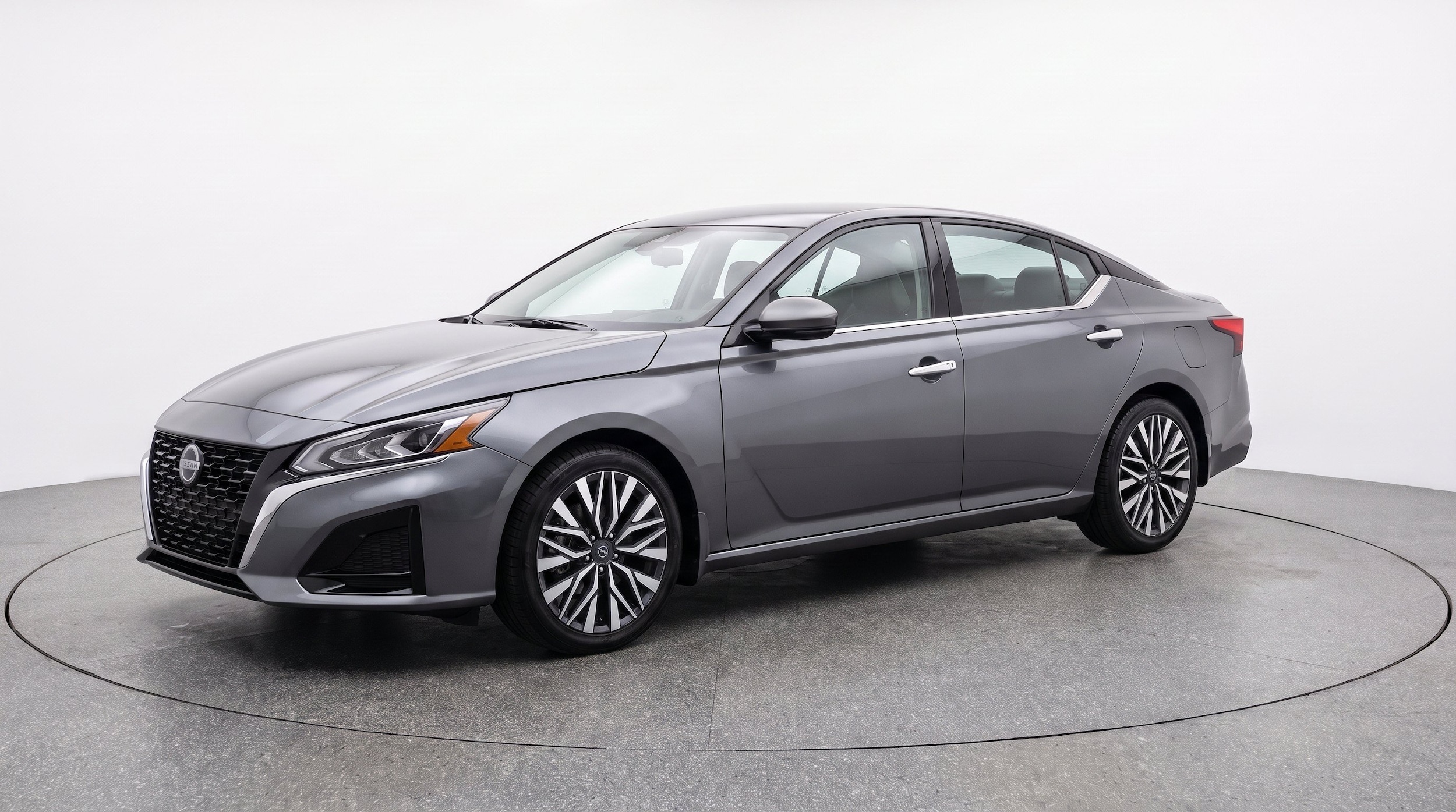 Thumbnail: 2025 Nissan Altima - 3