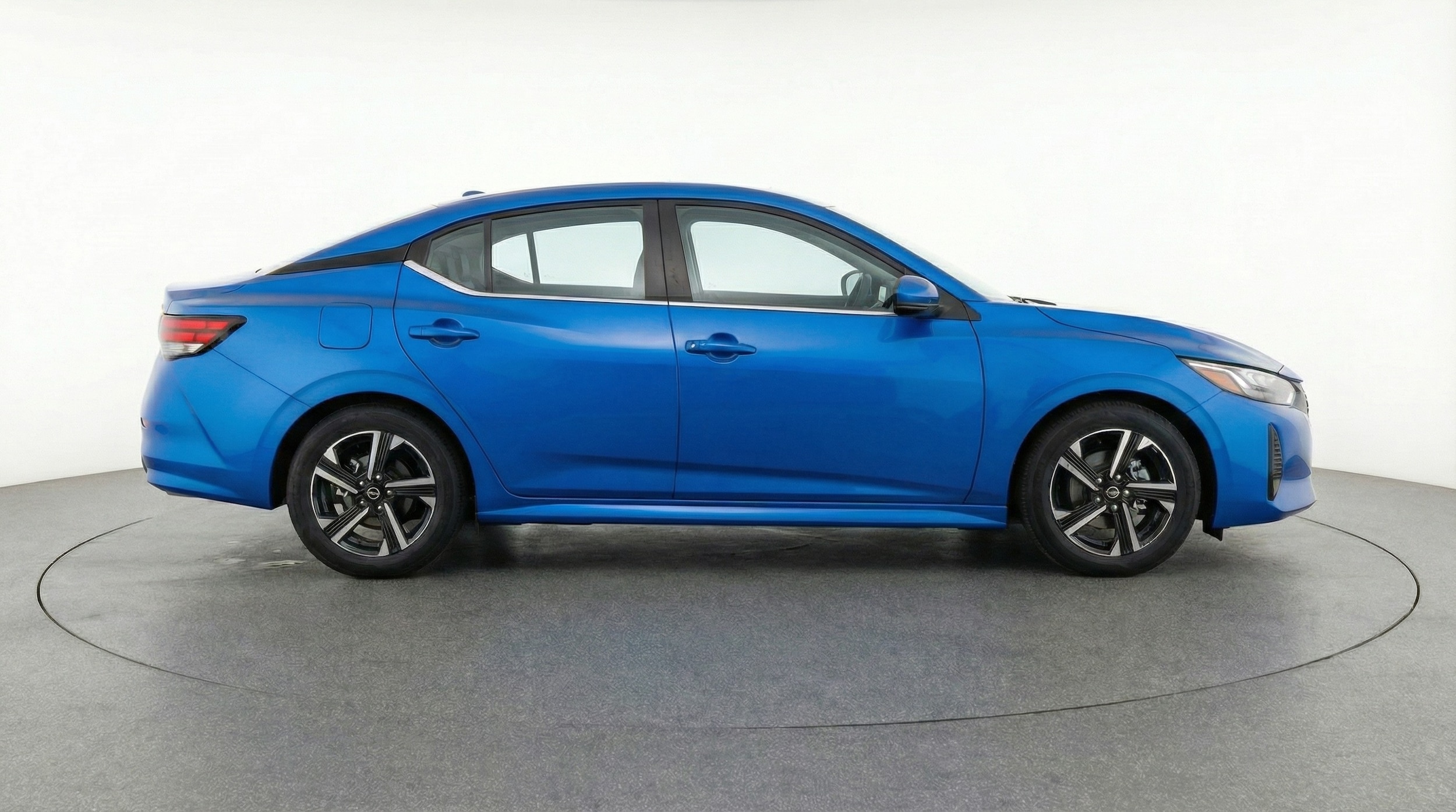 Thumbnail: 2025 Nissan Sentra - 8