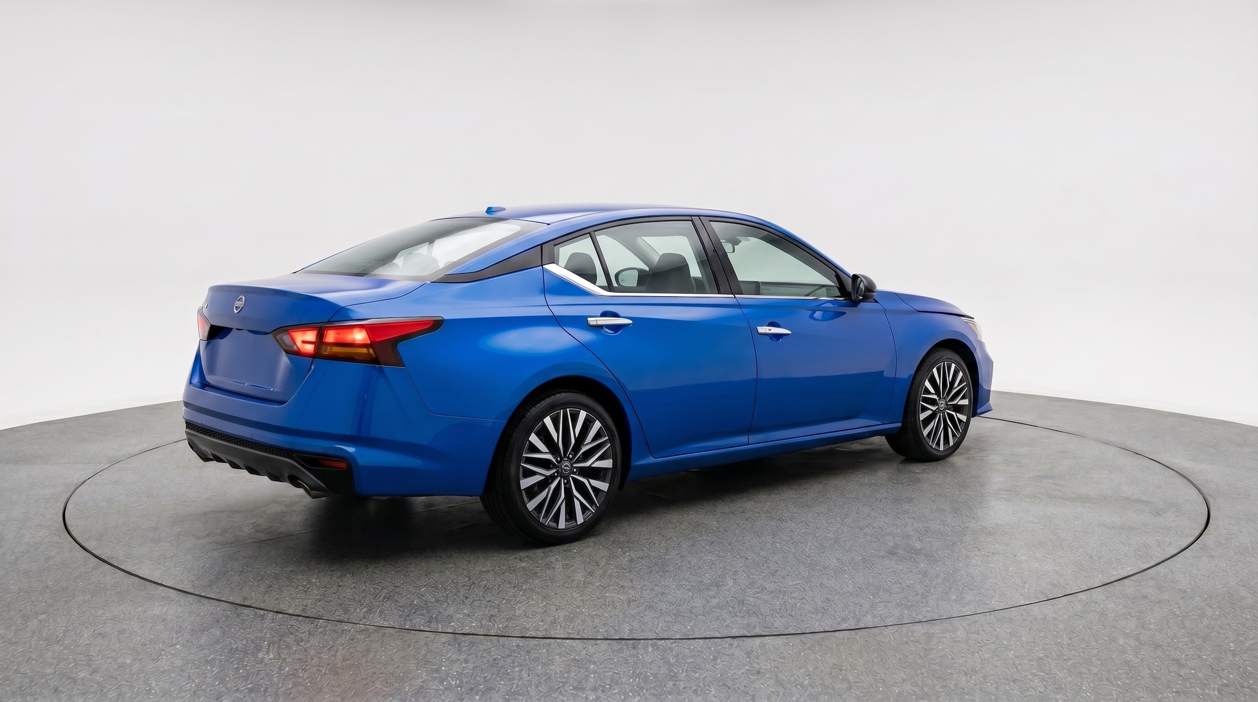 Thumbnail: 2025 Nissan Altima - 7