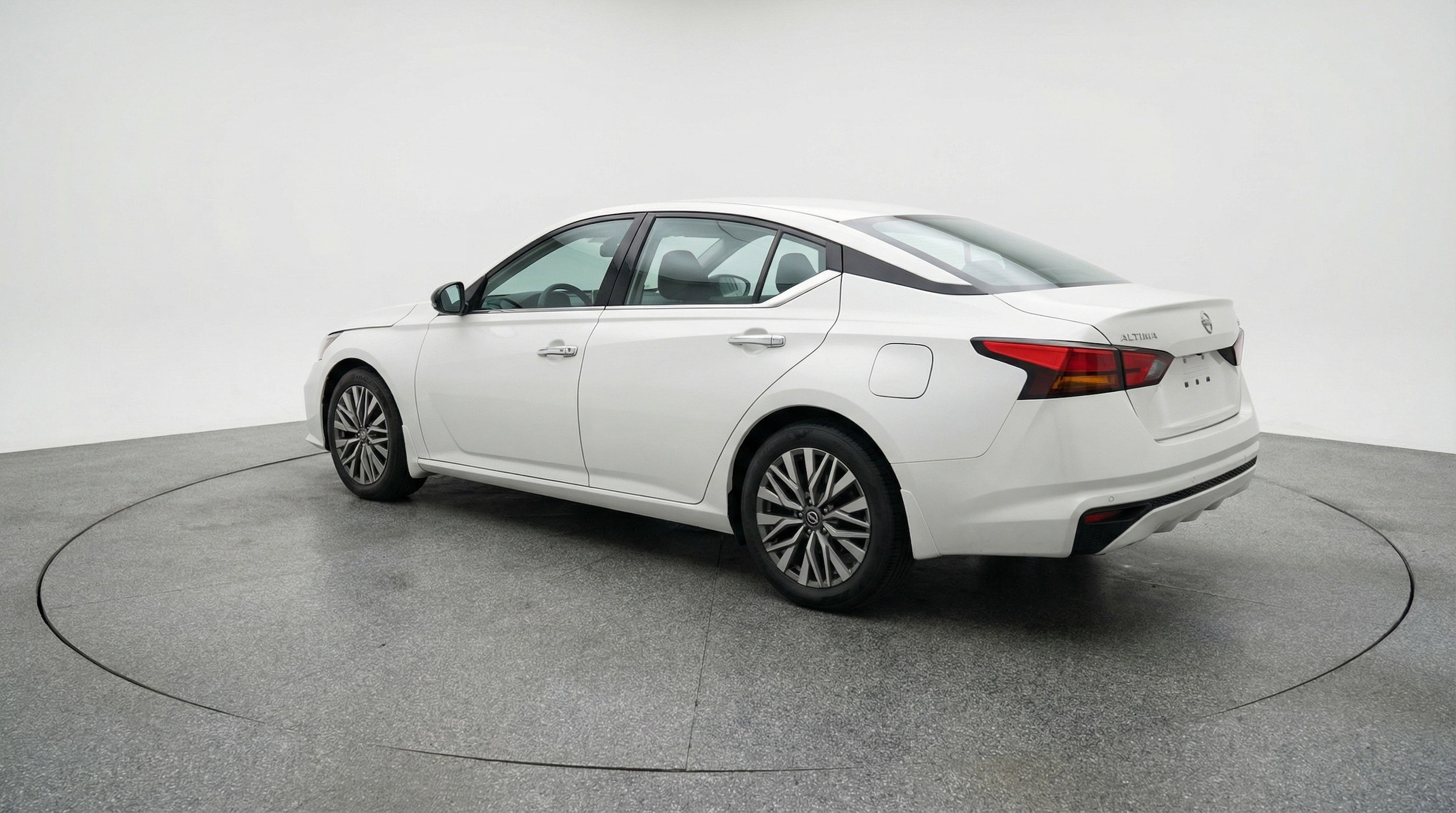 Thumbnail: 2025 Nissan Altima - 6