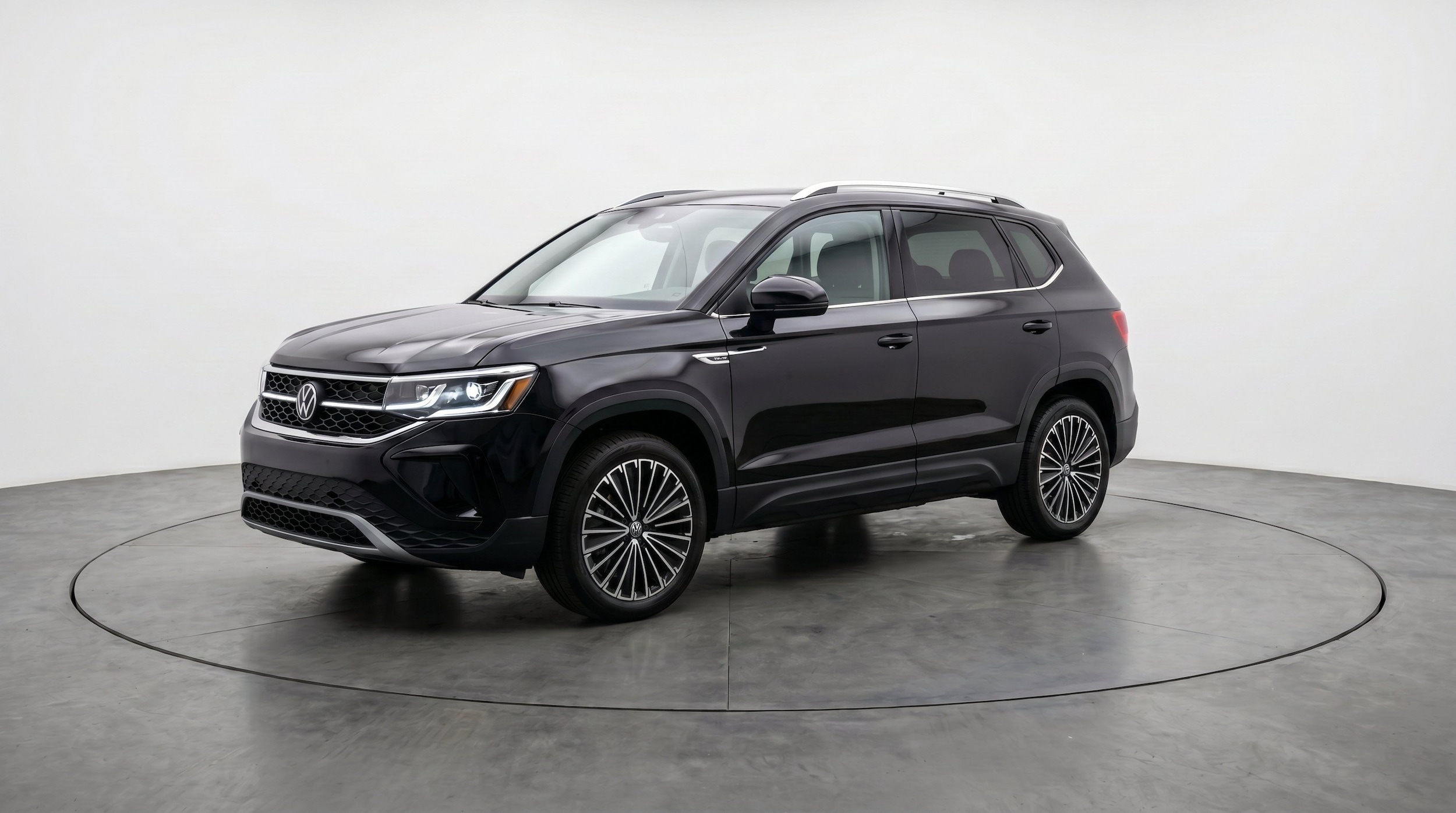 Thumbnail: 2026 Volkswagen Taos - 3