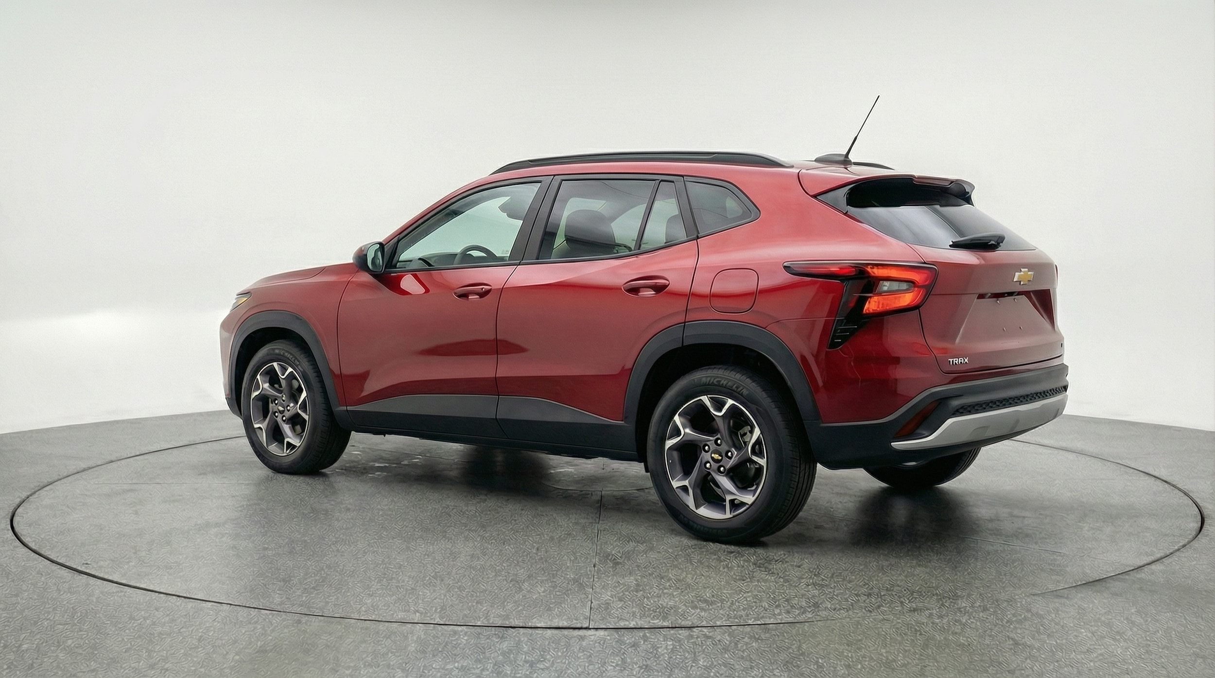 Thumbnail: 2025 Chevrolet Trax - 5