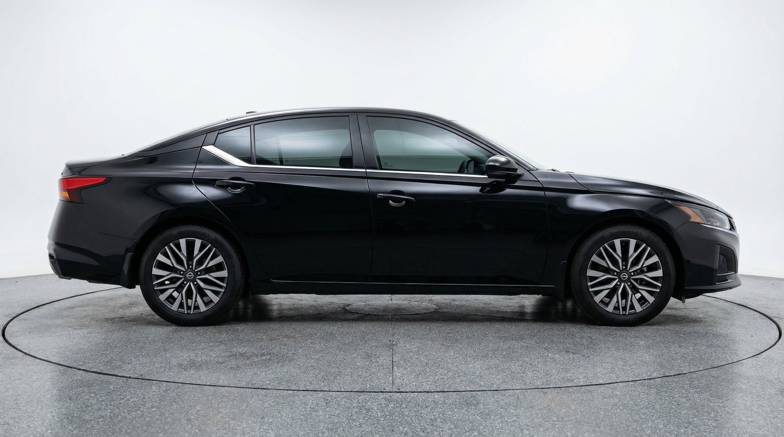 Thumbnail: 2025 Nissan Altima - 11