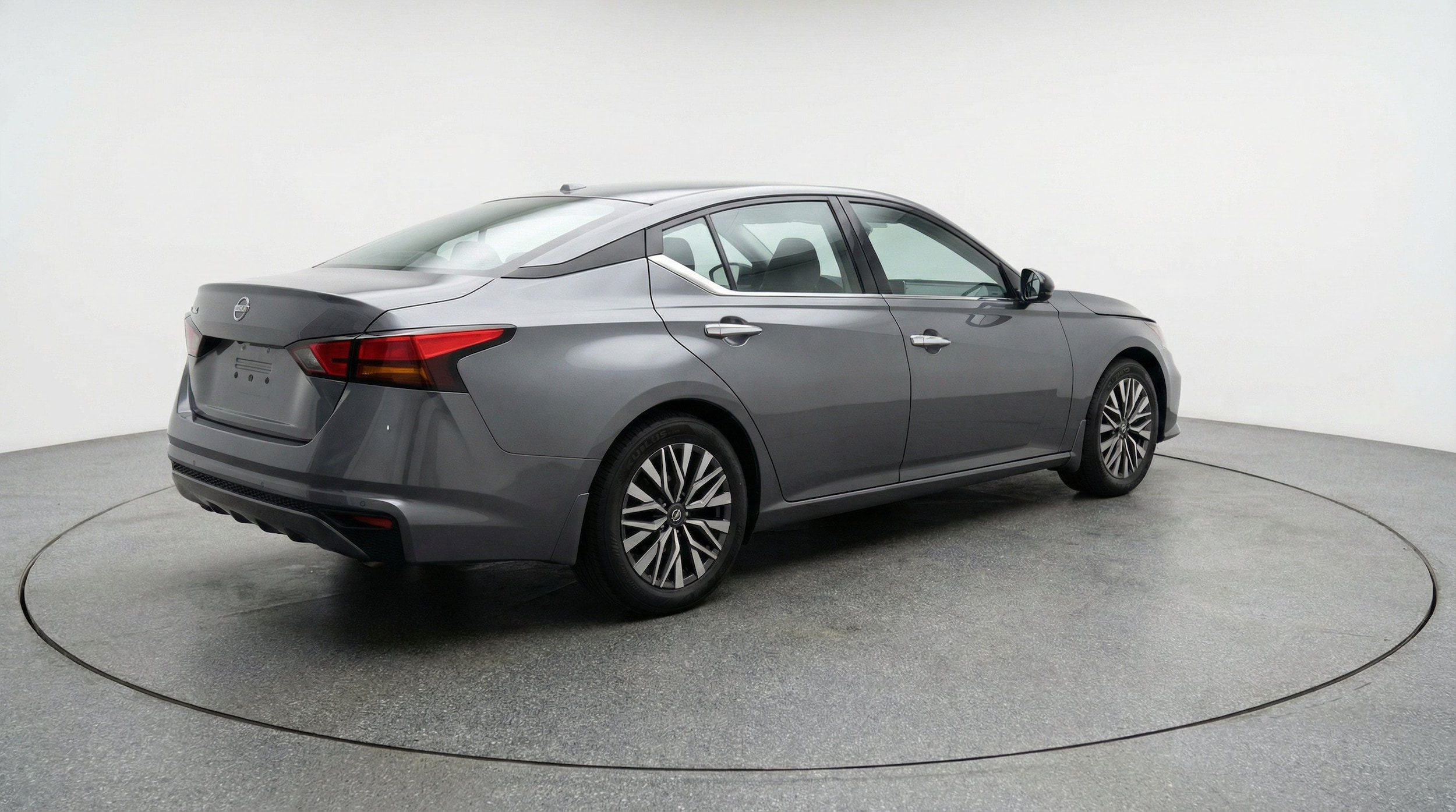 Thumbnail: 2025 Nissan Altima - 9