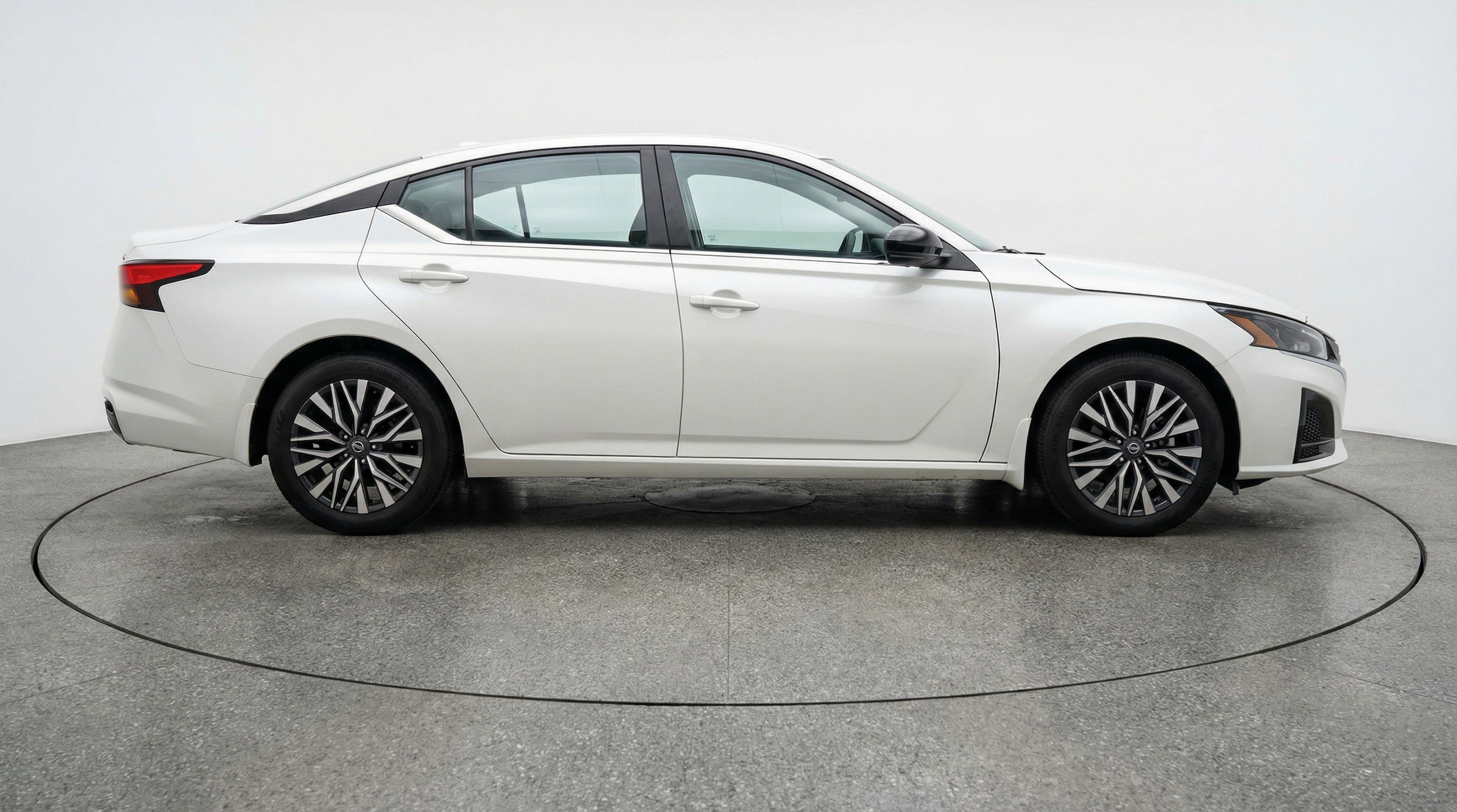 Thumbnail: 2025 Nissan Altima - 11
