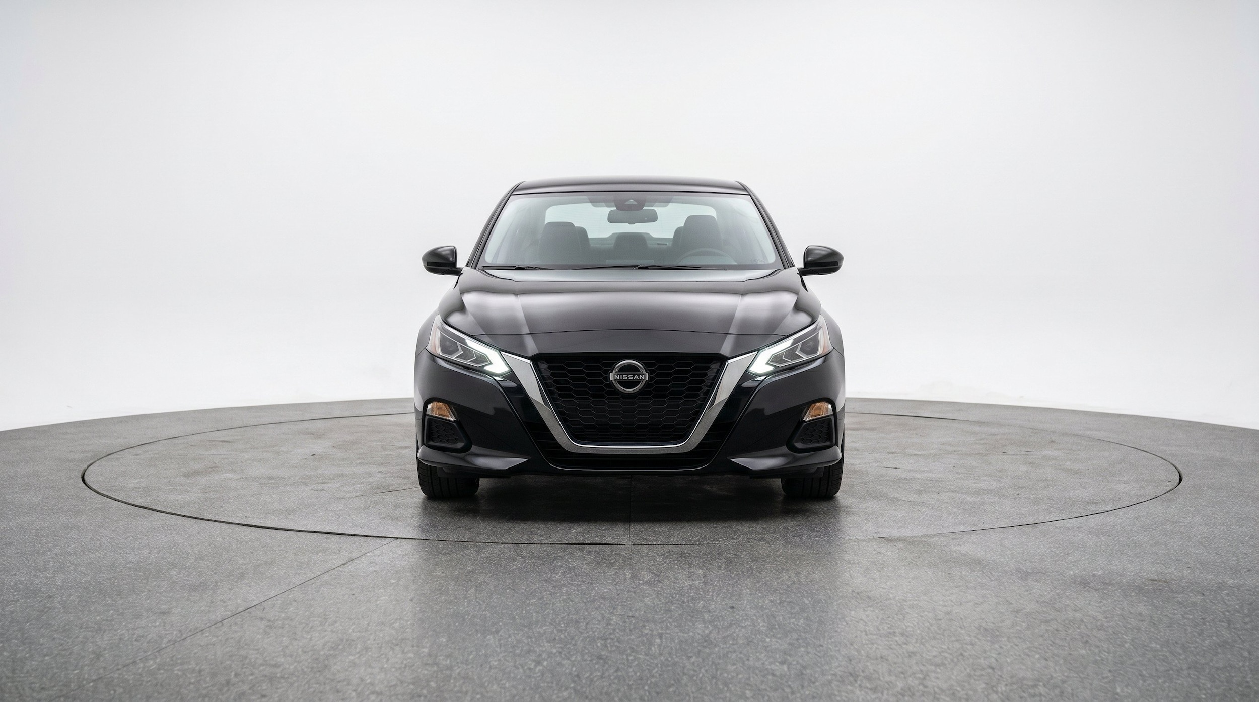 Thumbnail: 2025 Nissan Altima - 2
