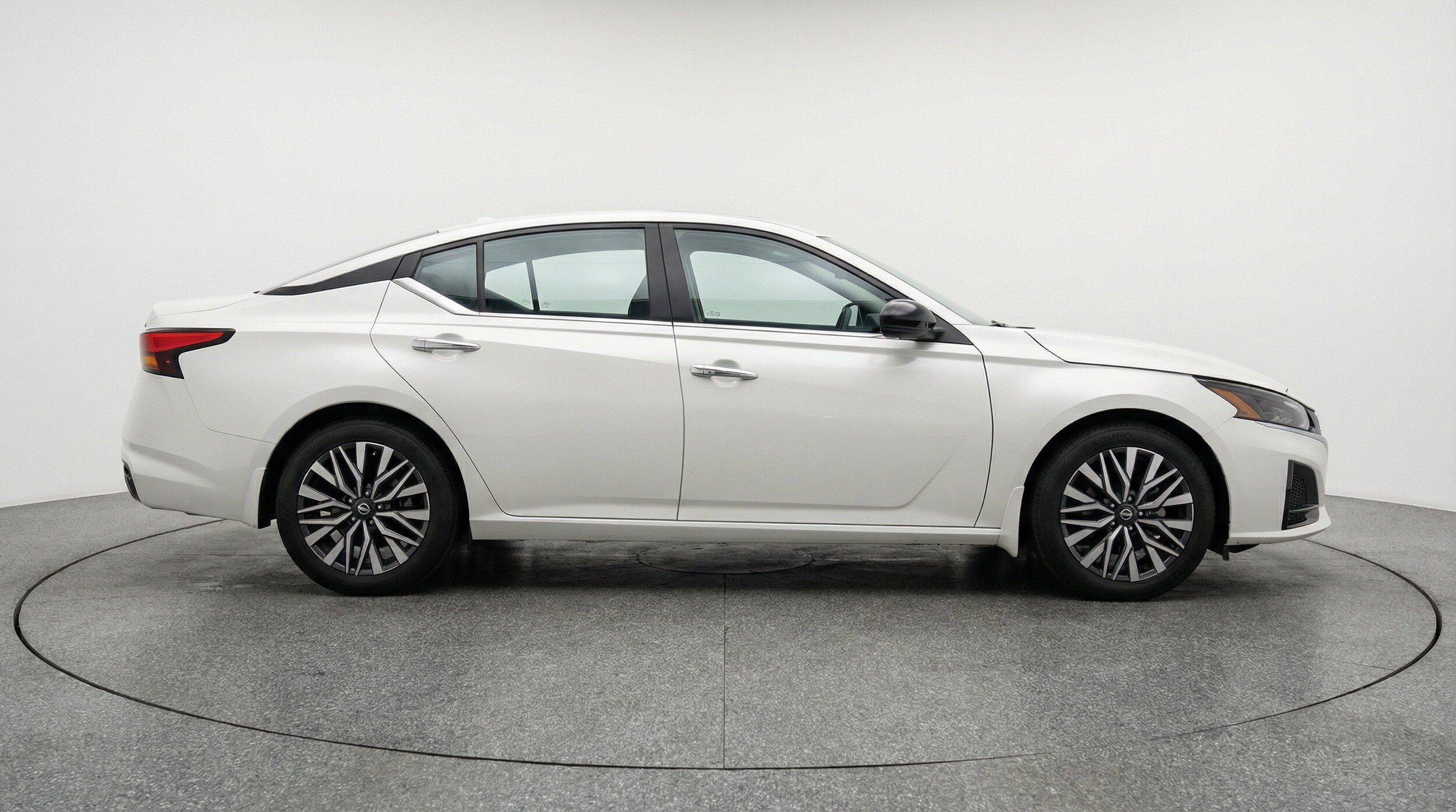 Thumbnail: 2025 Nissan Altima - 11