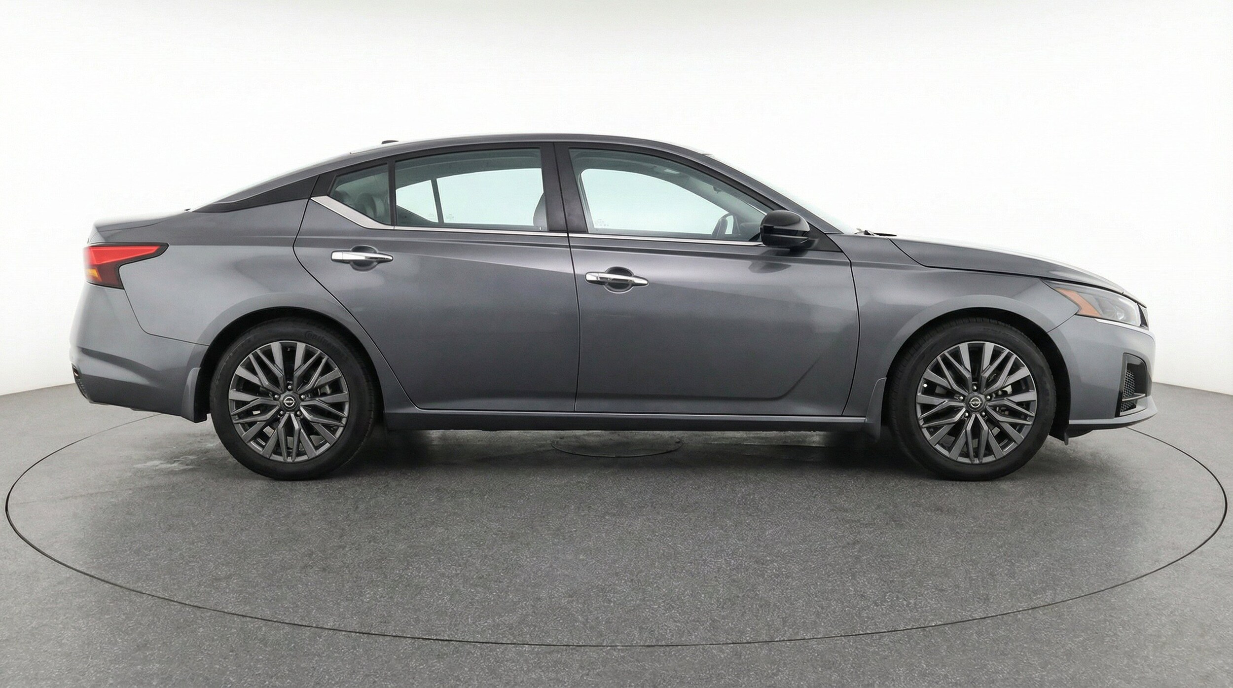 Thumbnail: 2025 Nissan Altima - 11