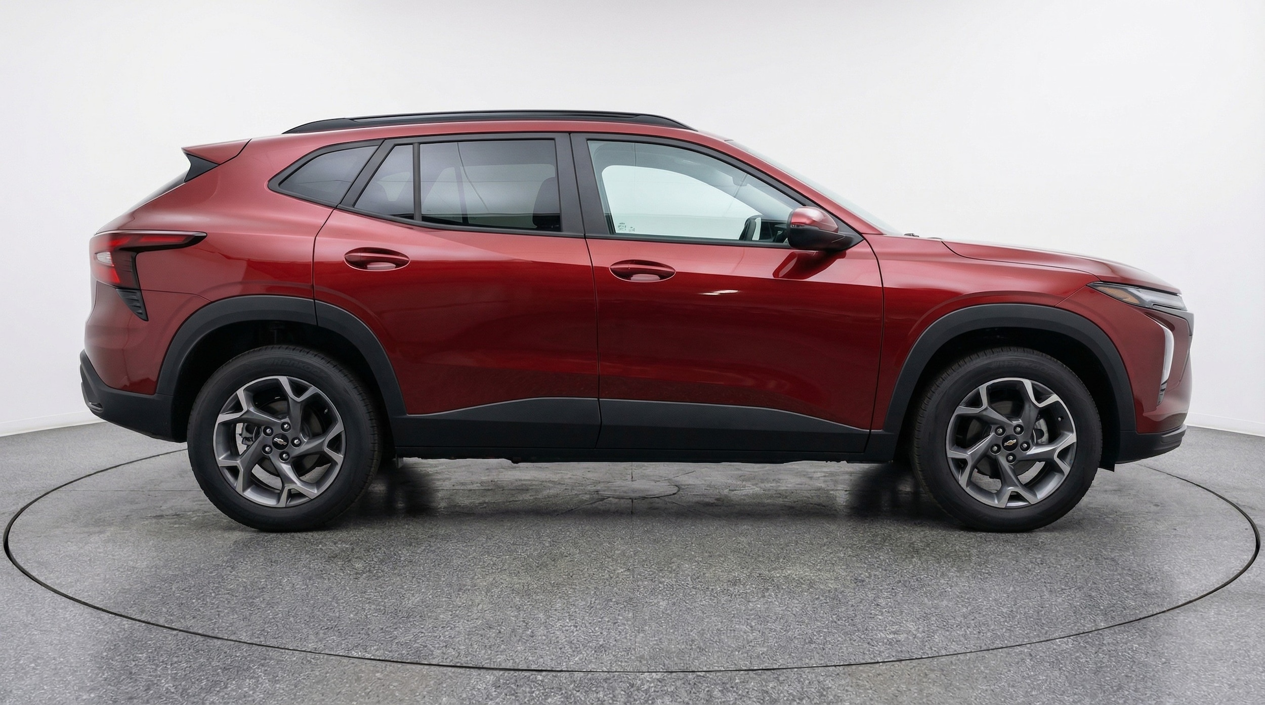 Thumbnail: 2025 Chevrolet Trax - 8