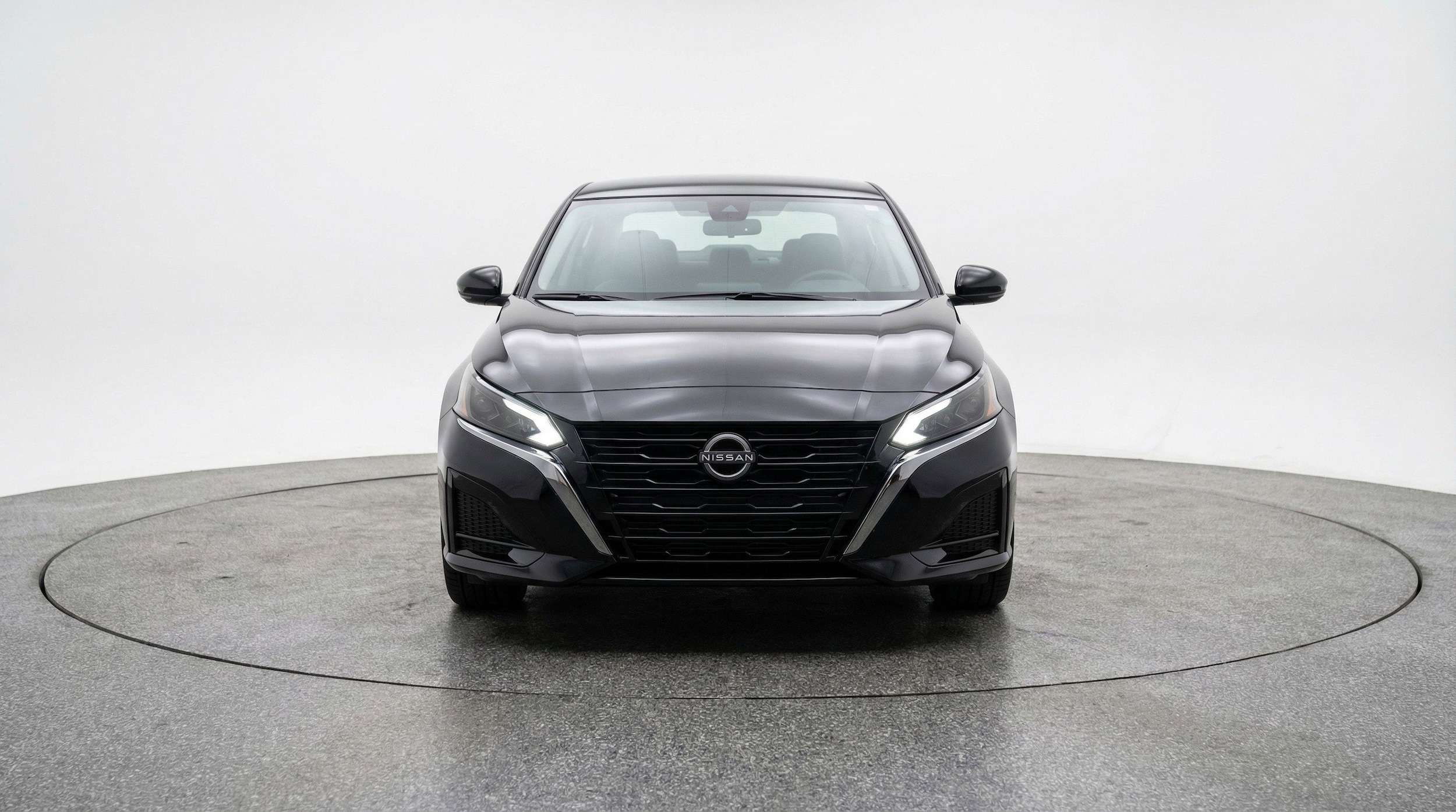 Thumbnail: 2025 Nissan Altima - 2