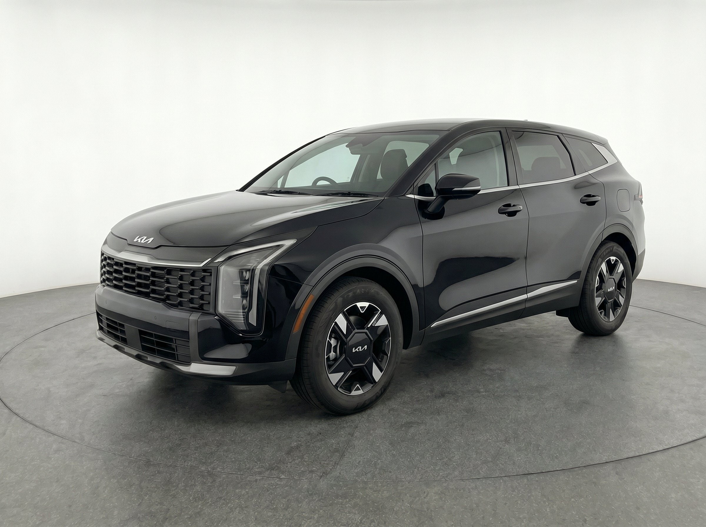 Thumbnail: 2026 Kia Sportage - 3