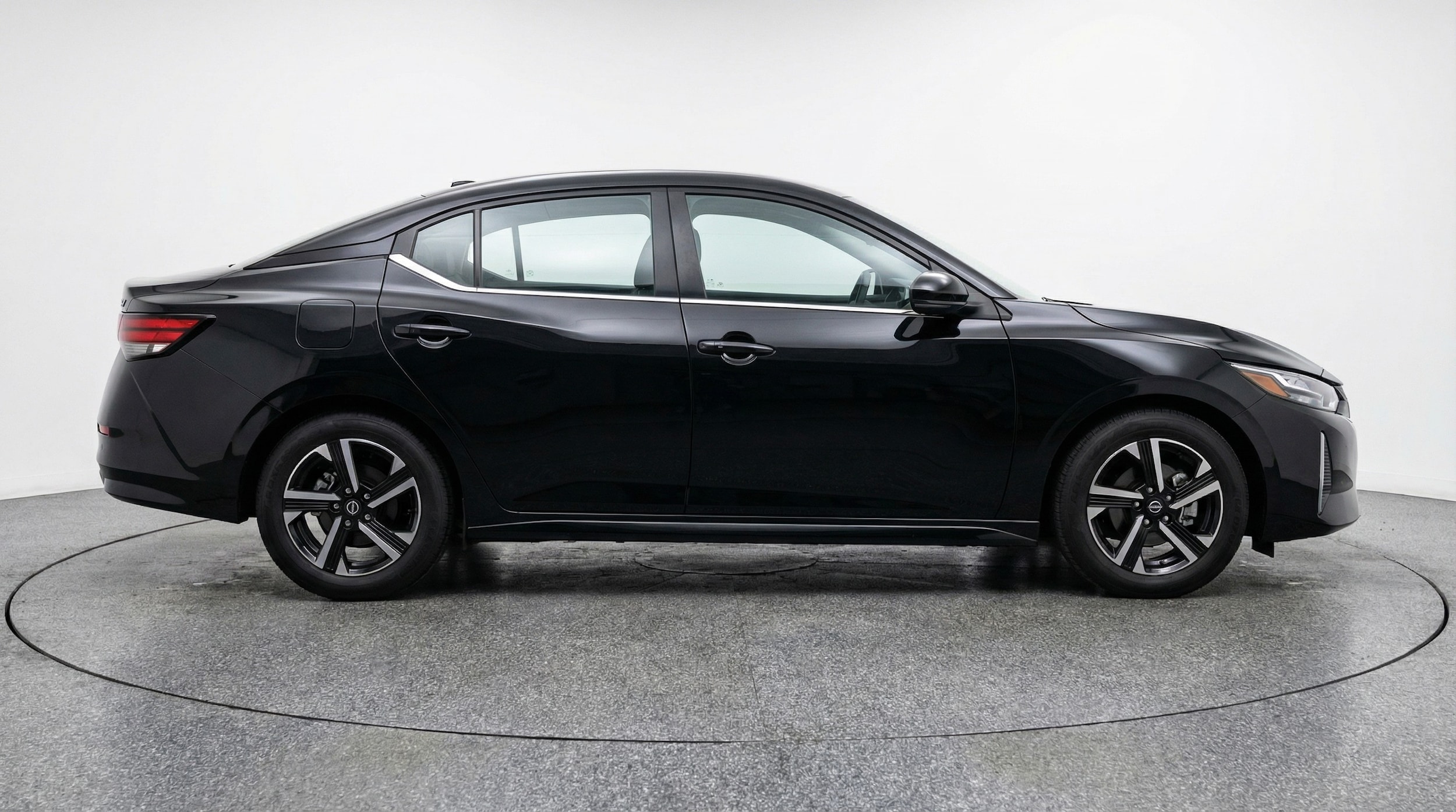 Thumbnail: 2025 Nissan Sentra - 8