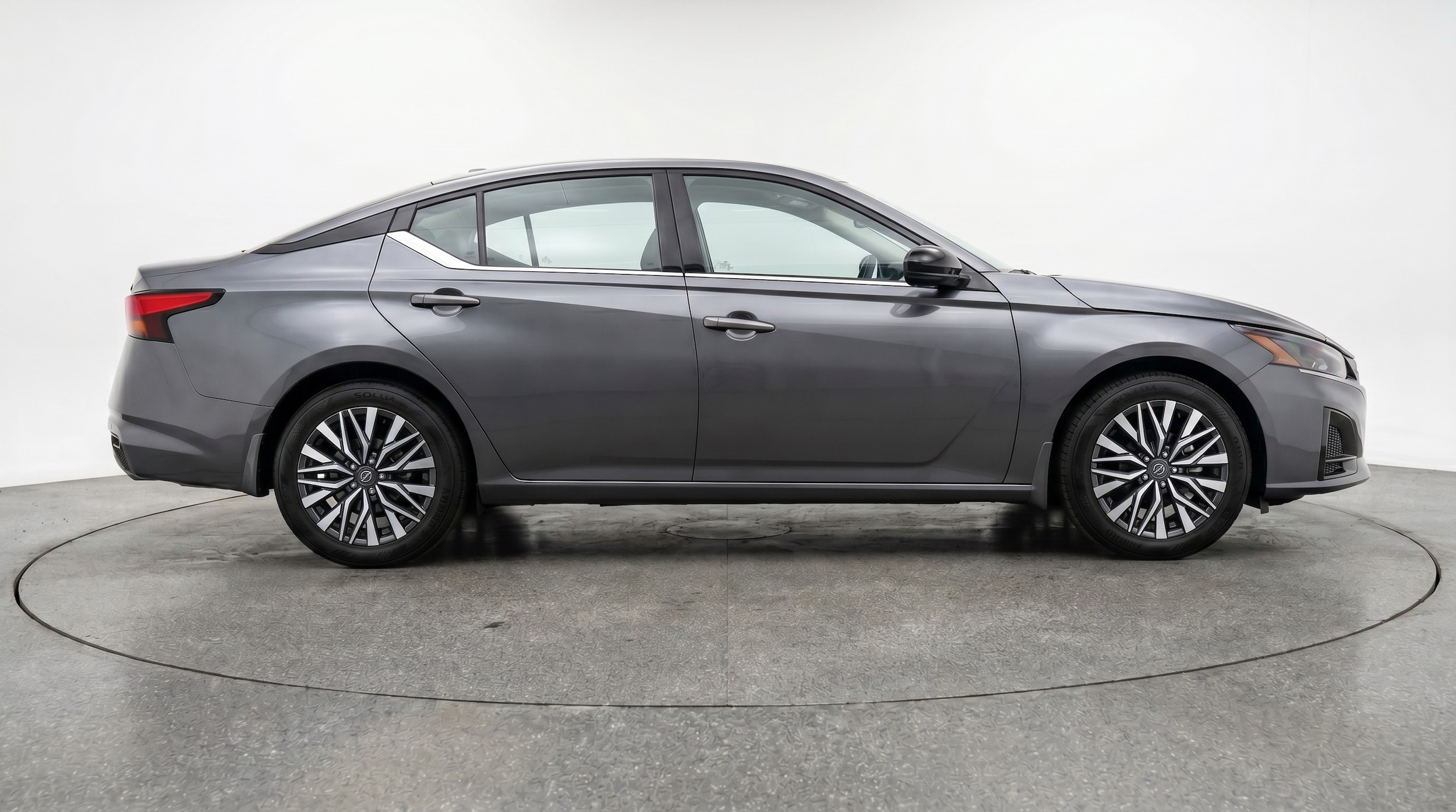 Thumbnail: 2025 Nissan Altima - 8