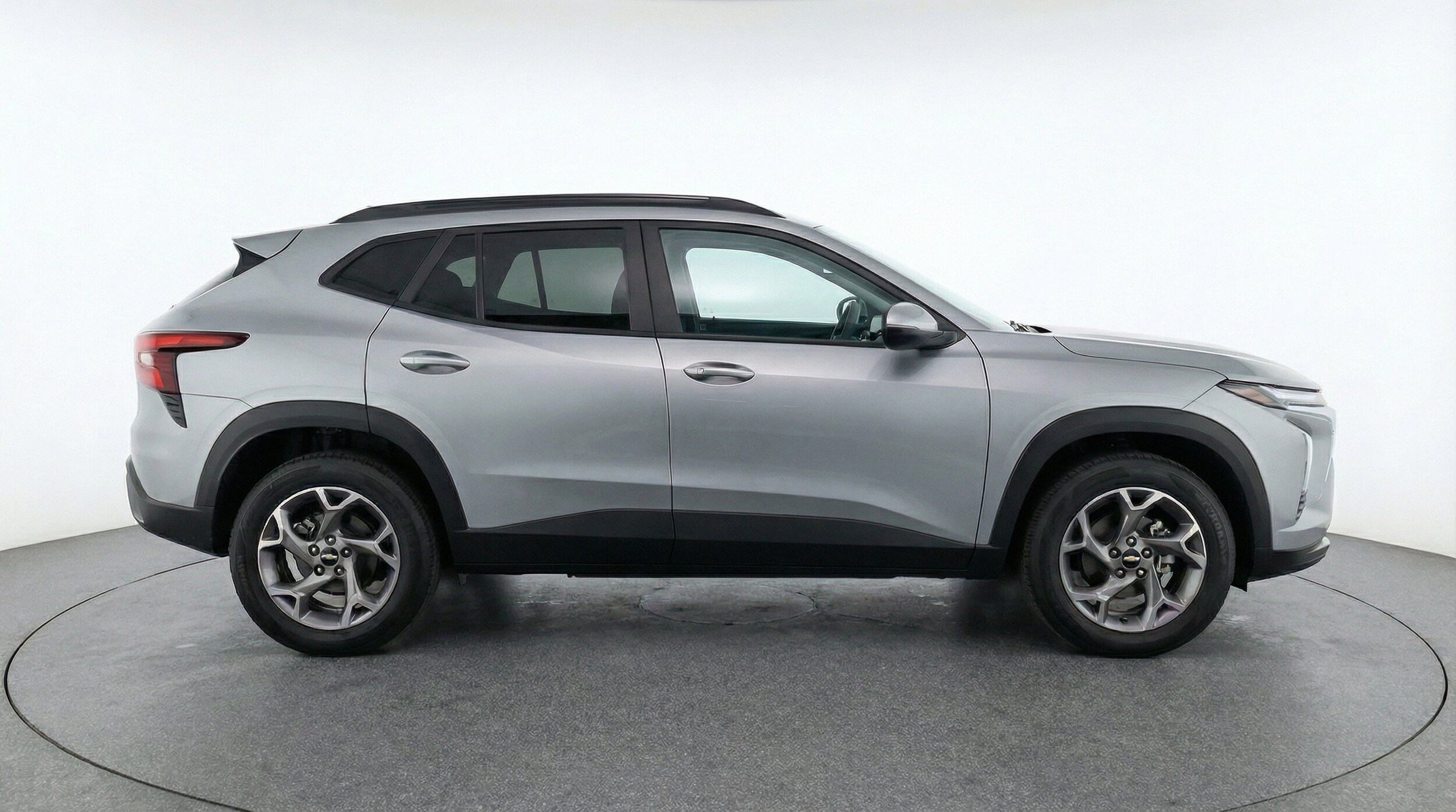 Thumbnail: 2025 Chevrolet Trax - 11