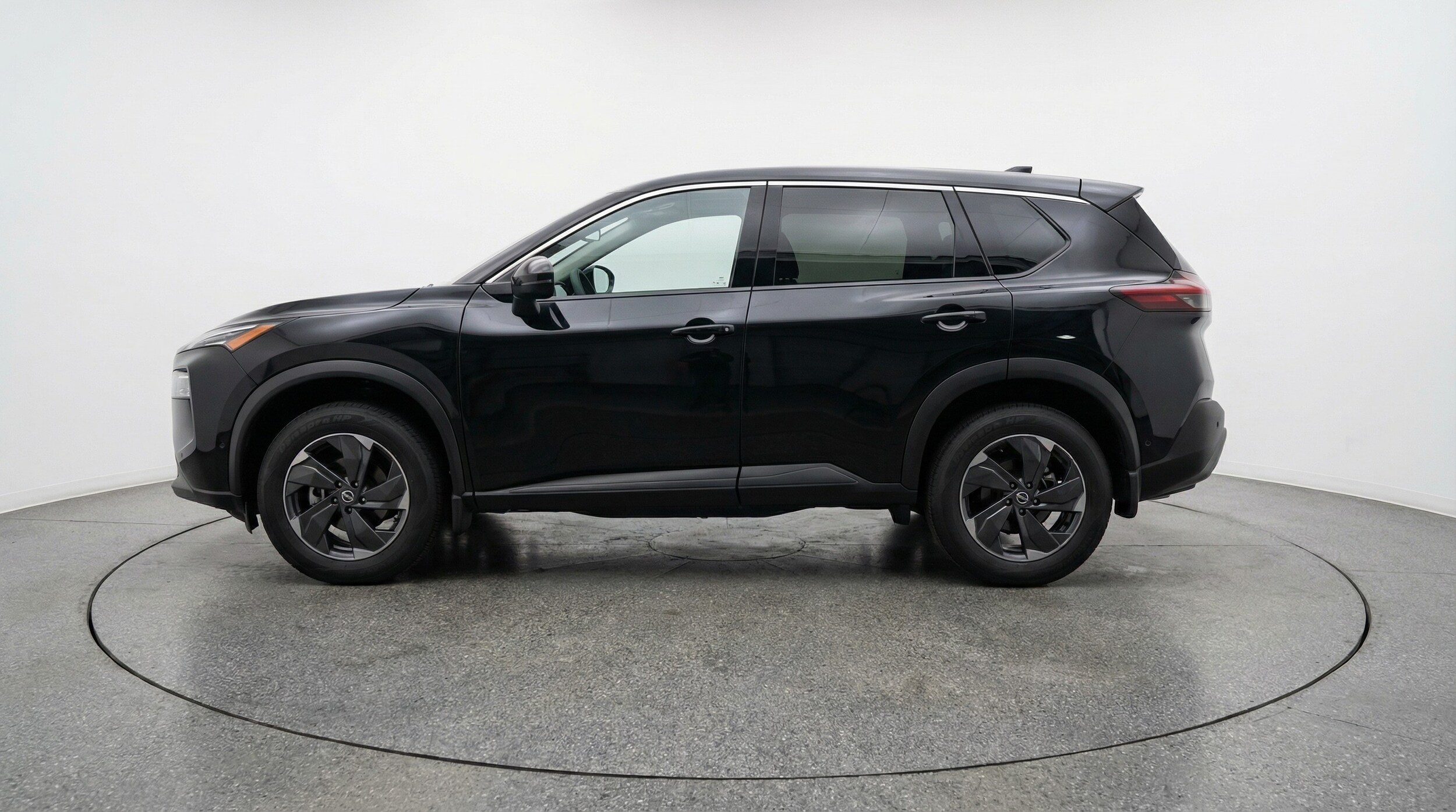 Thumbnail: 2025 Nissan Rogue - 4