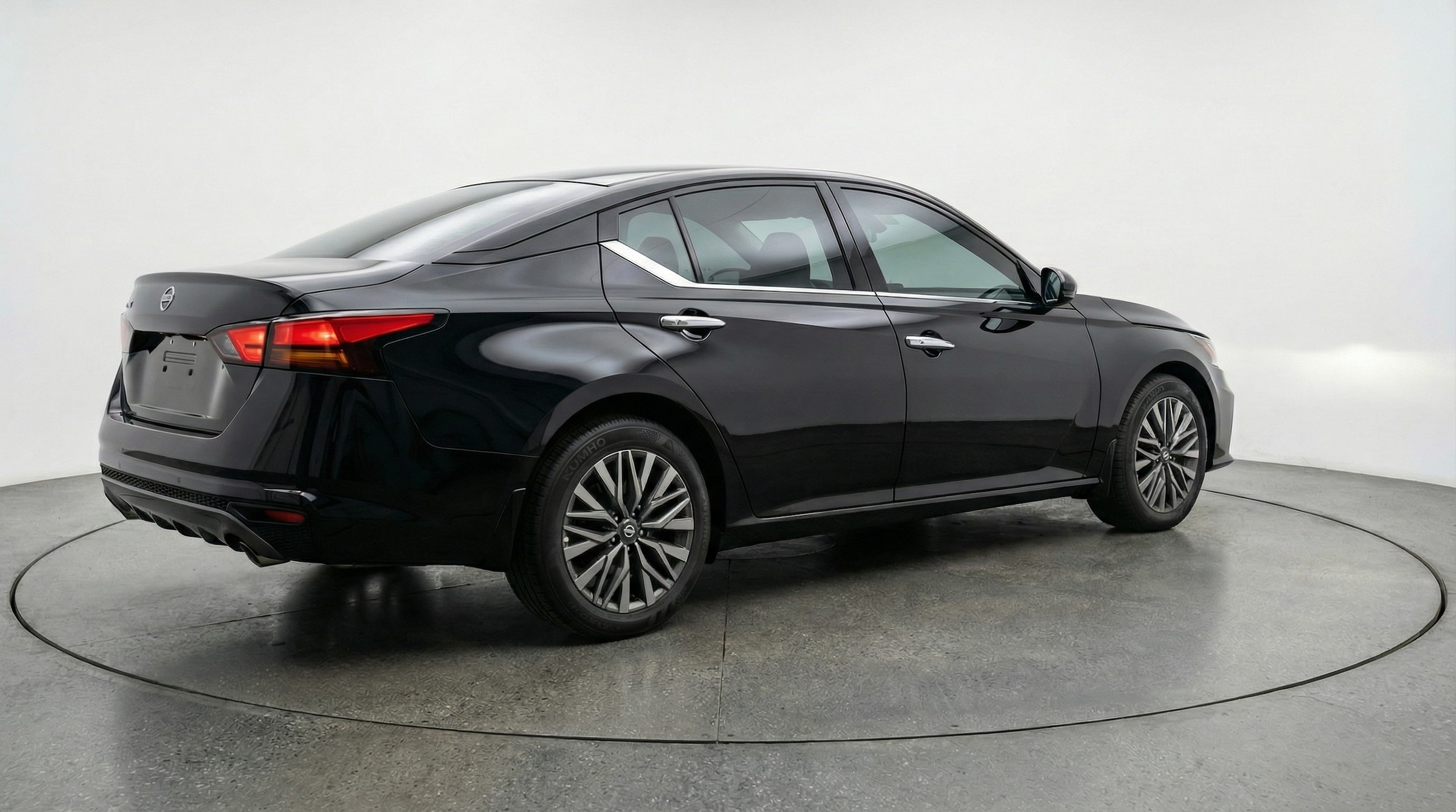 Thumbnail: 2025 Nissan Altima - 7