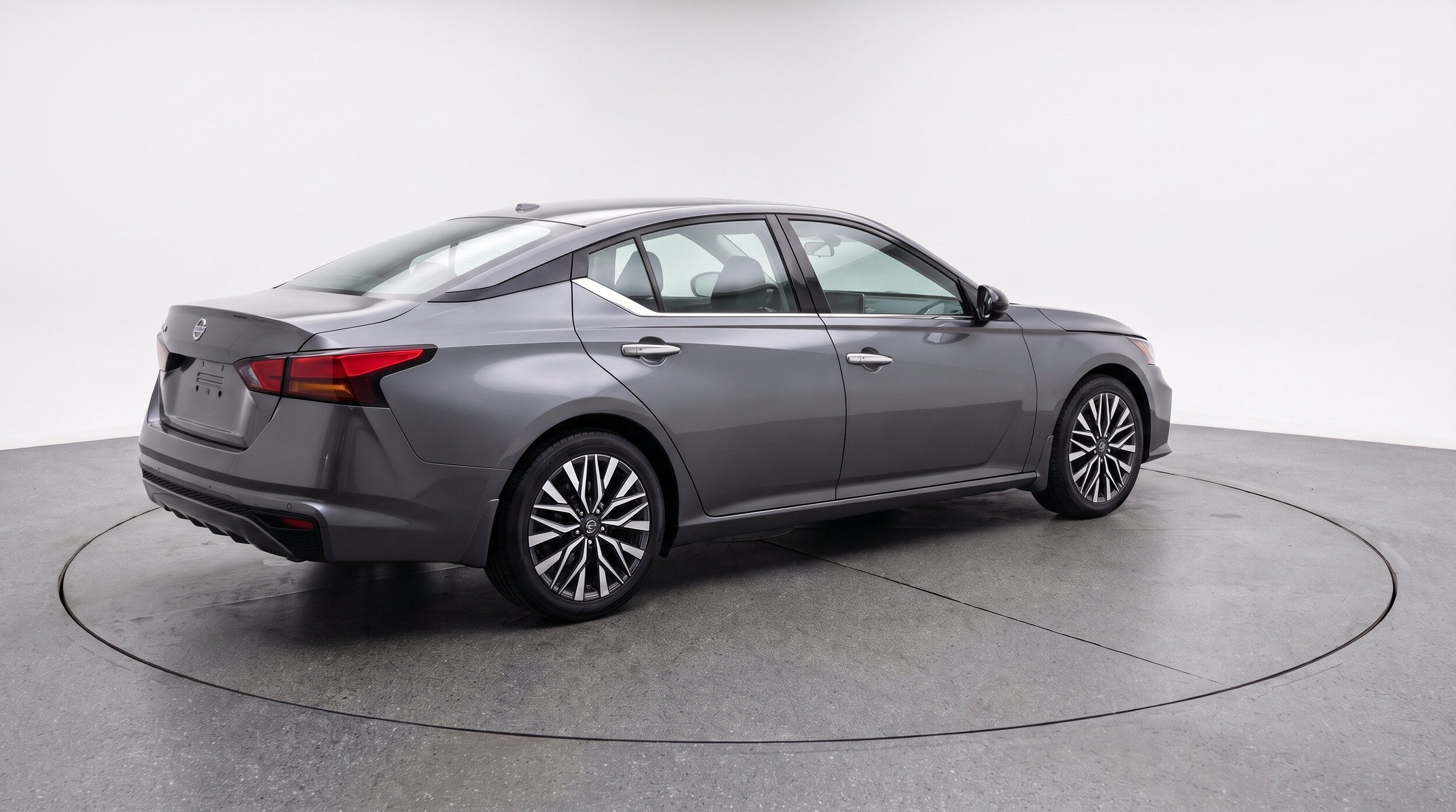 Thumbnail: 2025 Nissan Altima - 9