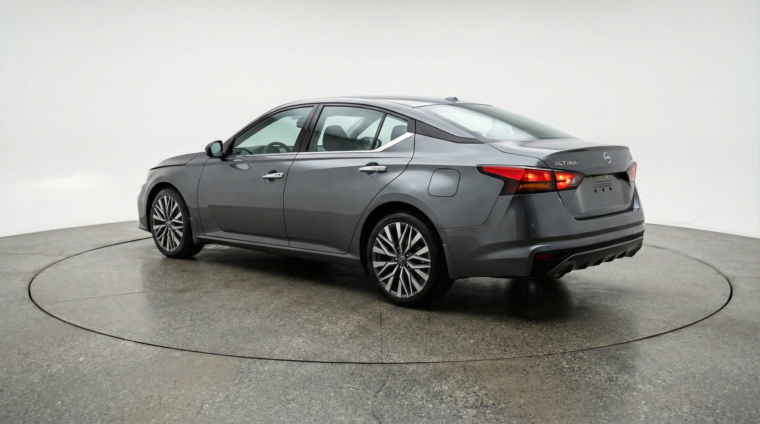 Thumbnail: 2025 Nissan Altima - 6