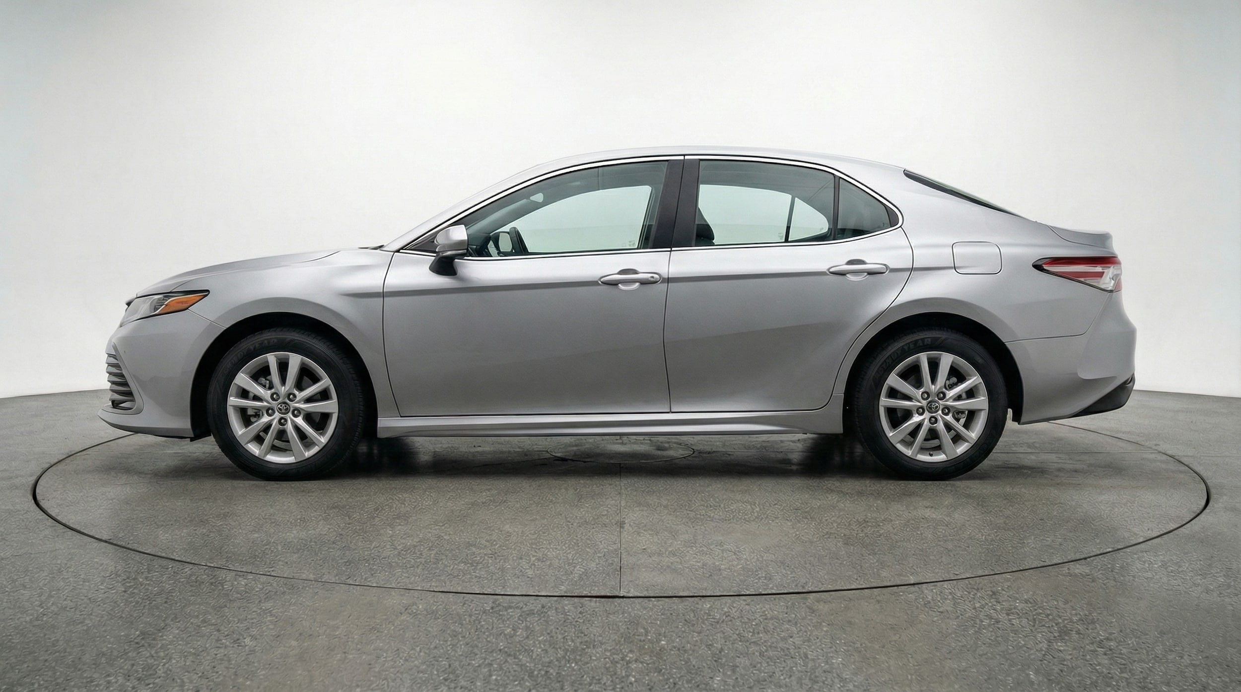 Thumbnail: 2025 Toyota Camry - 4