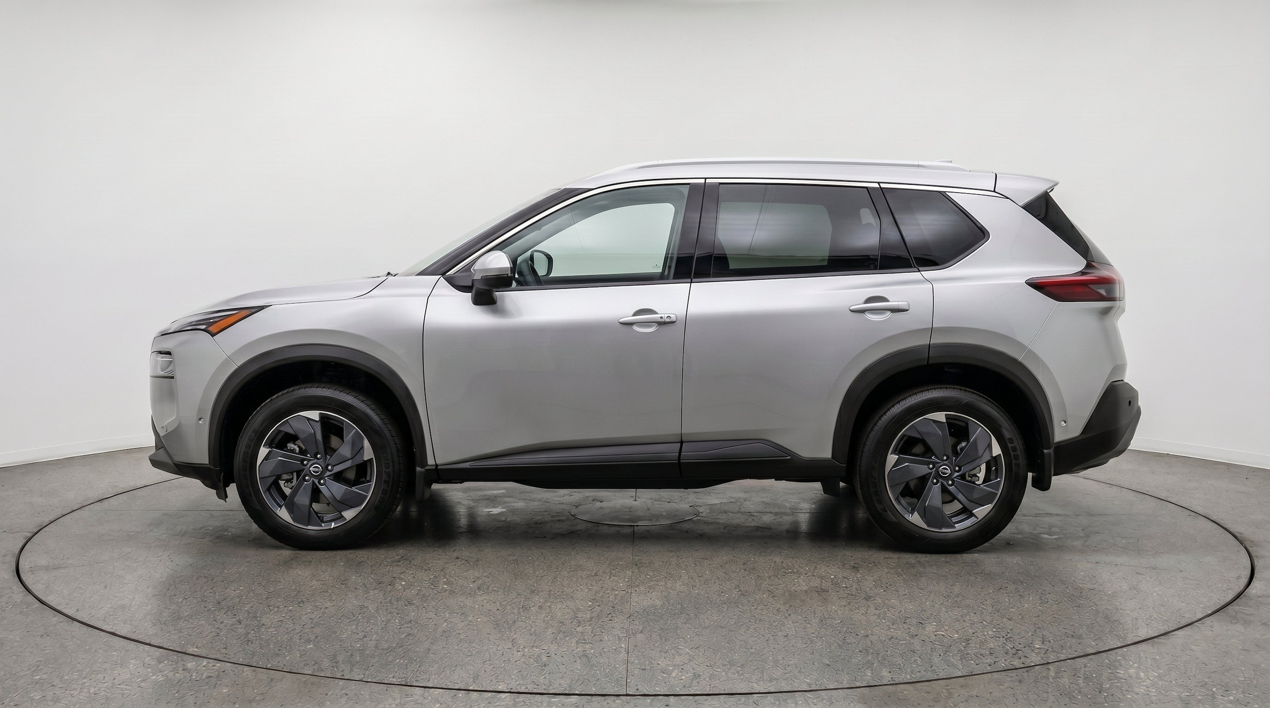 Thumbnail: 2025 Nissan Rogue - 5