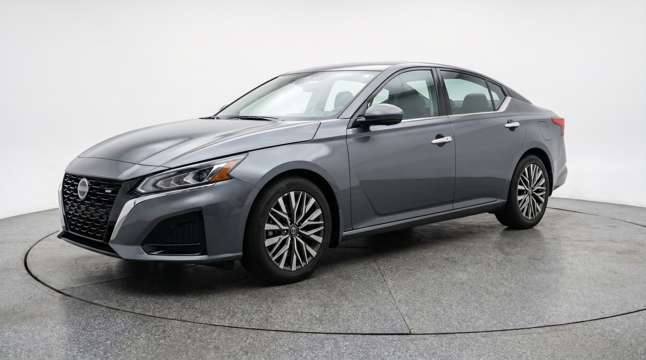 Thumbnail: 2025 Nissan Altima - 3