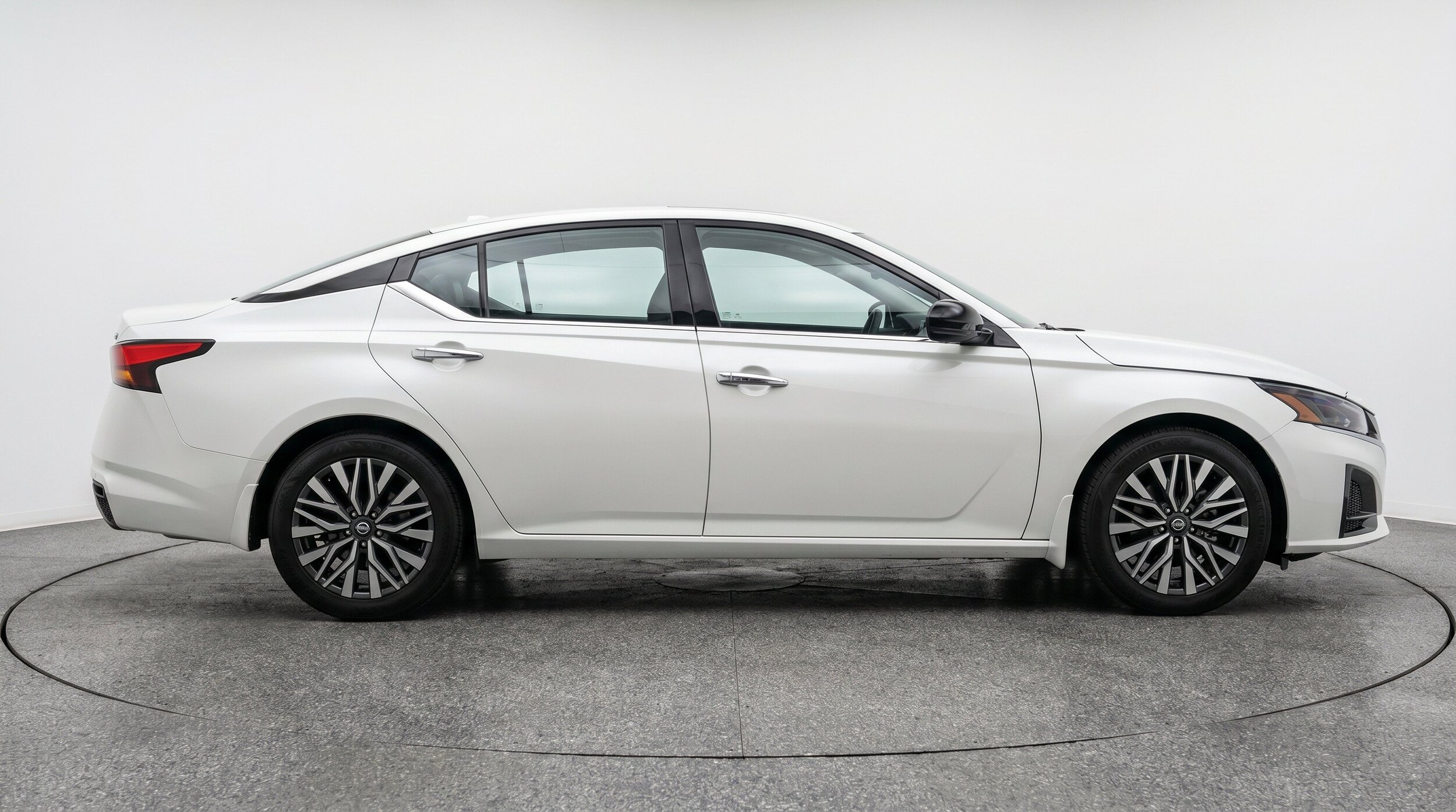 Thumbnail: 2025 Nissan Altima - 11