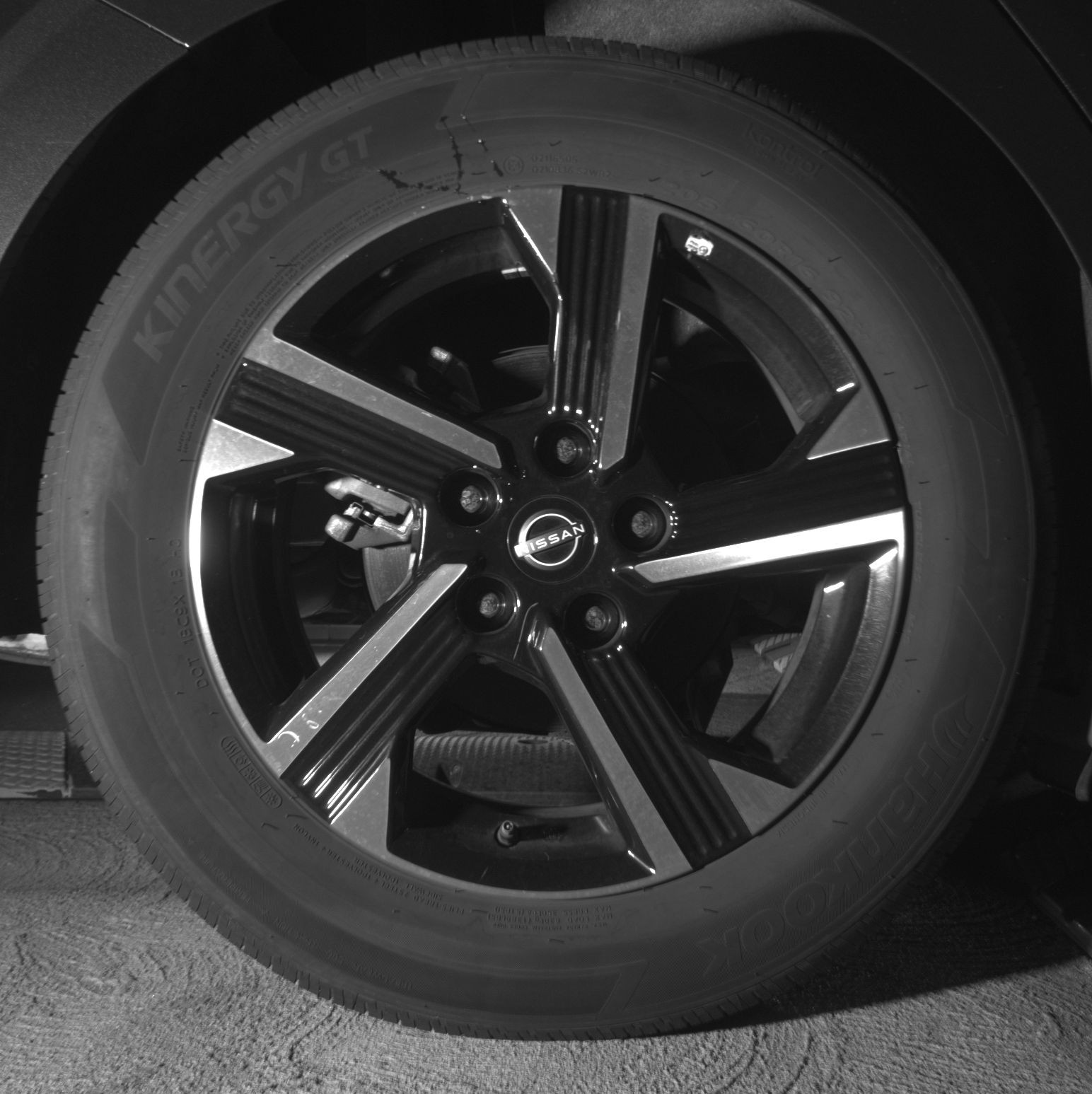 Thumbnail: 2025 Nissan Sentra - 12