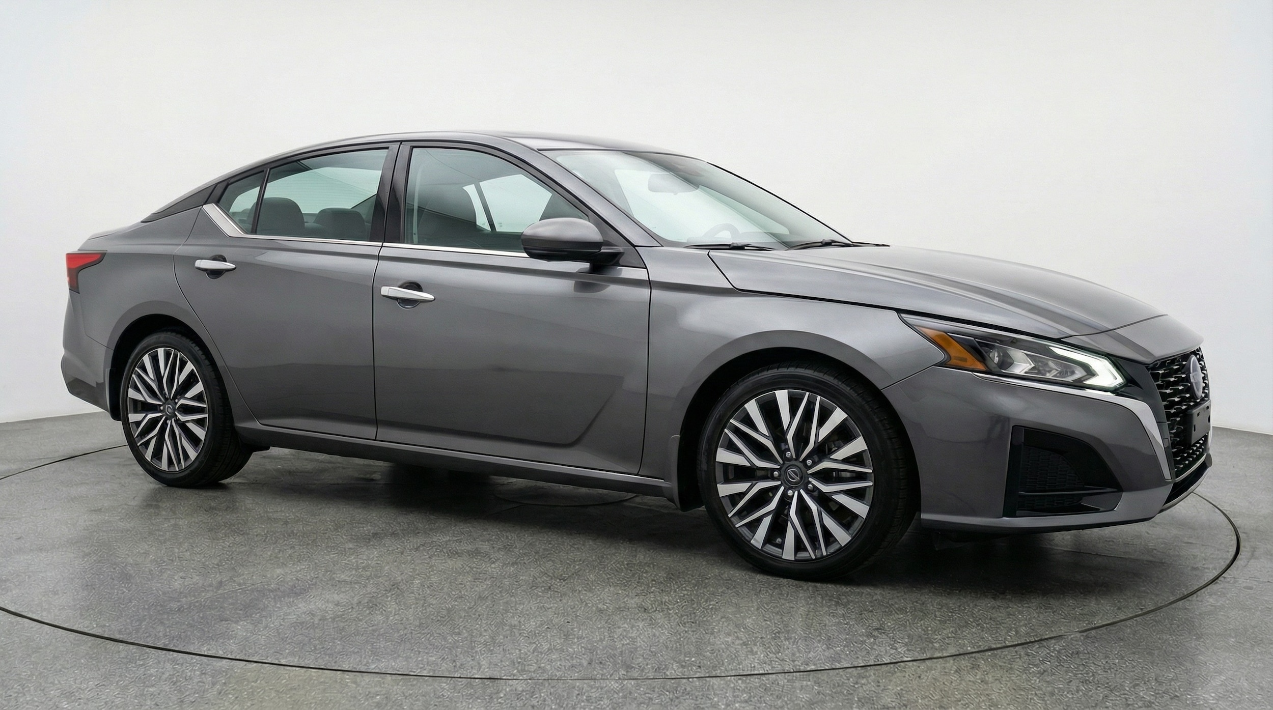 Thumbnail: 2025 Nissan Altima - 1