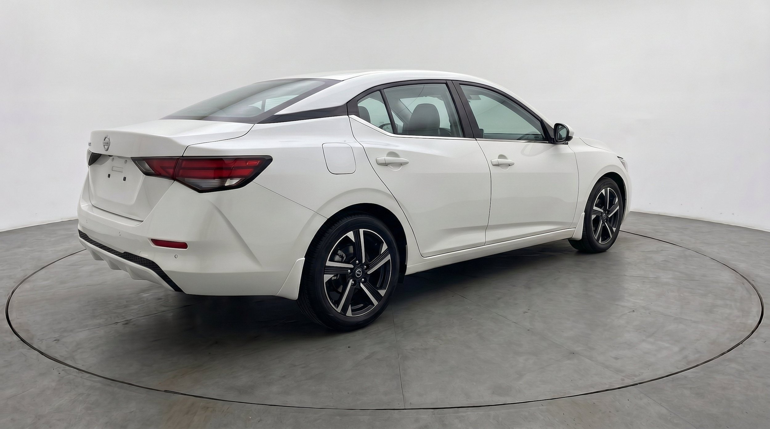 Thumbnail: 2025 Nissan Sentra - 9