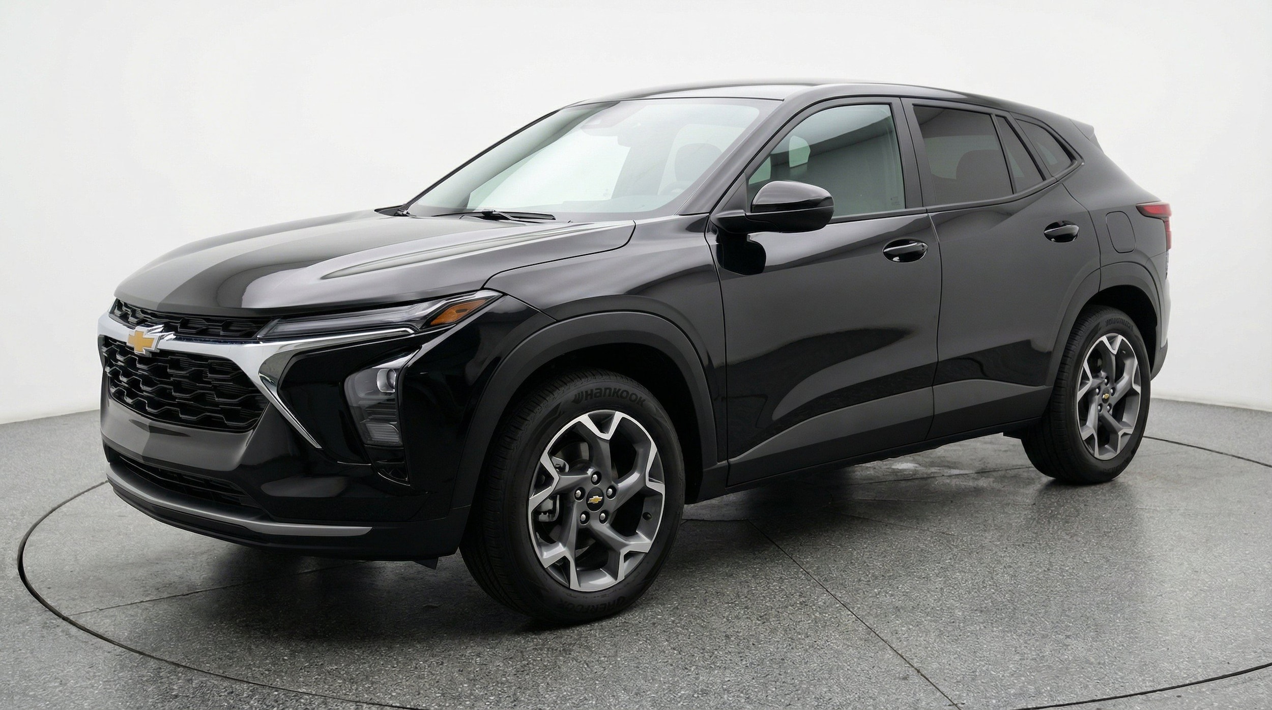 Thumbnail: 2025 Chevrolet Trax - 3