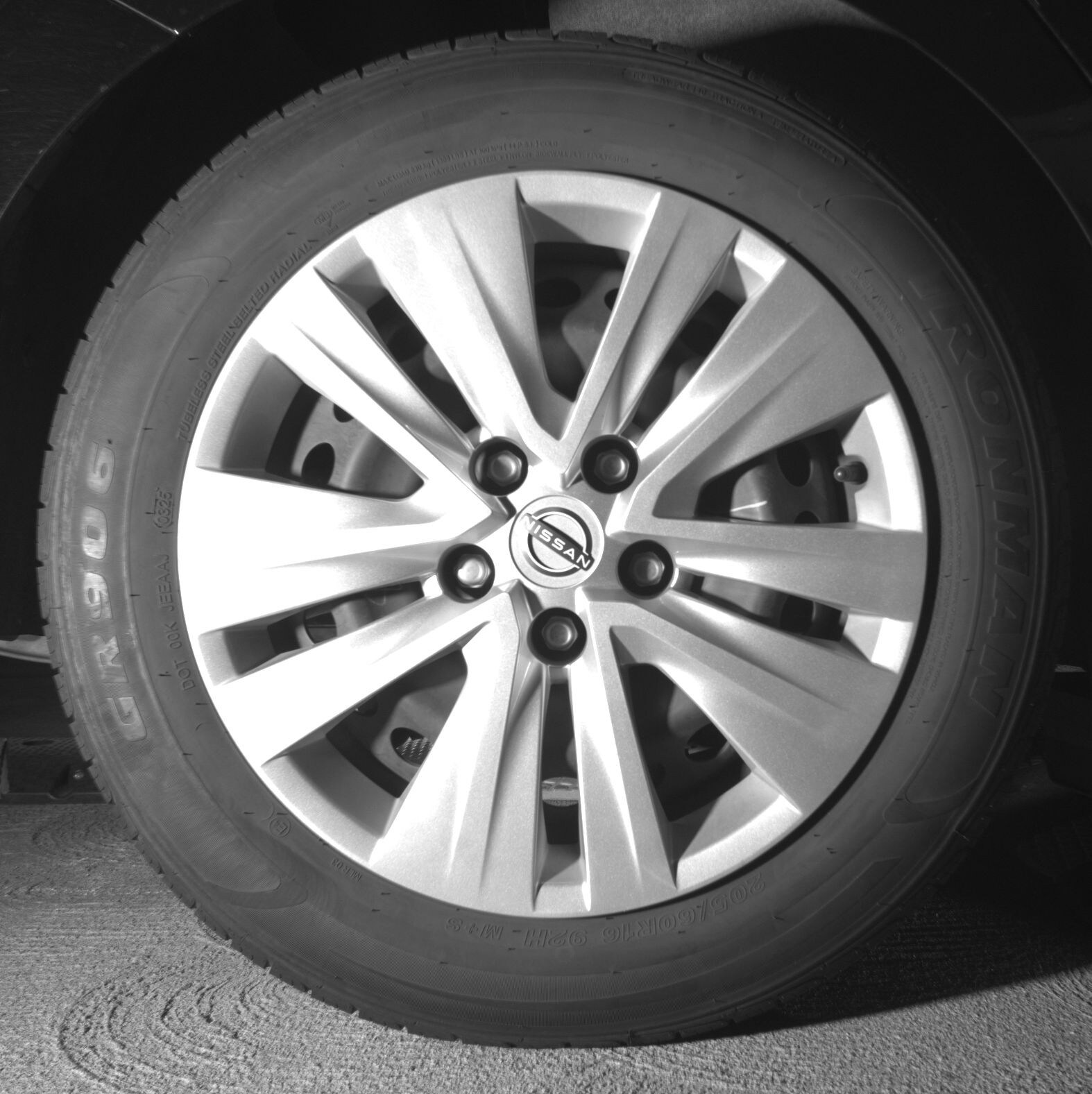 Thumbnail: 2025 Nissan Sentra - 12