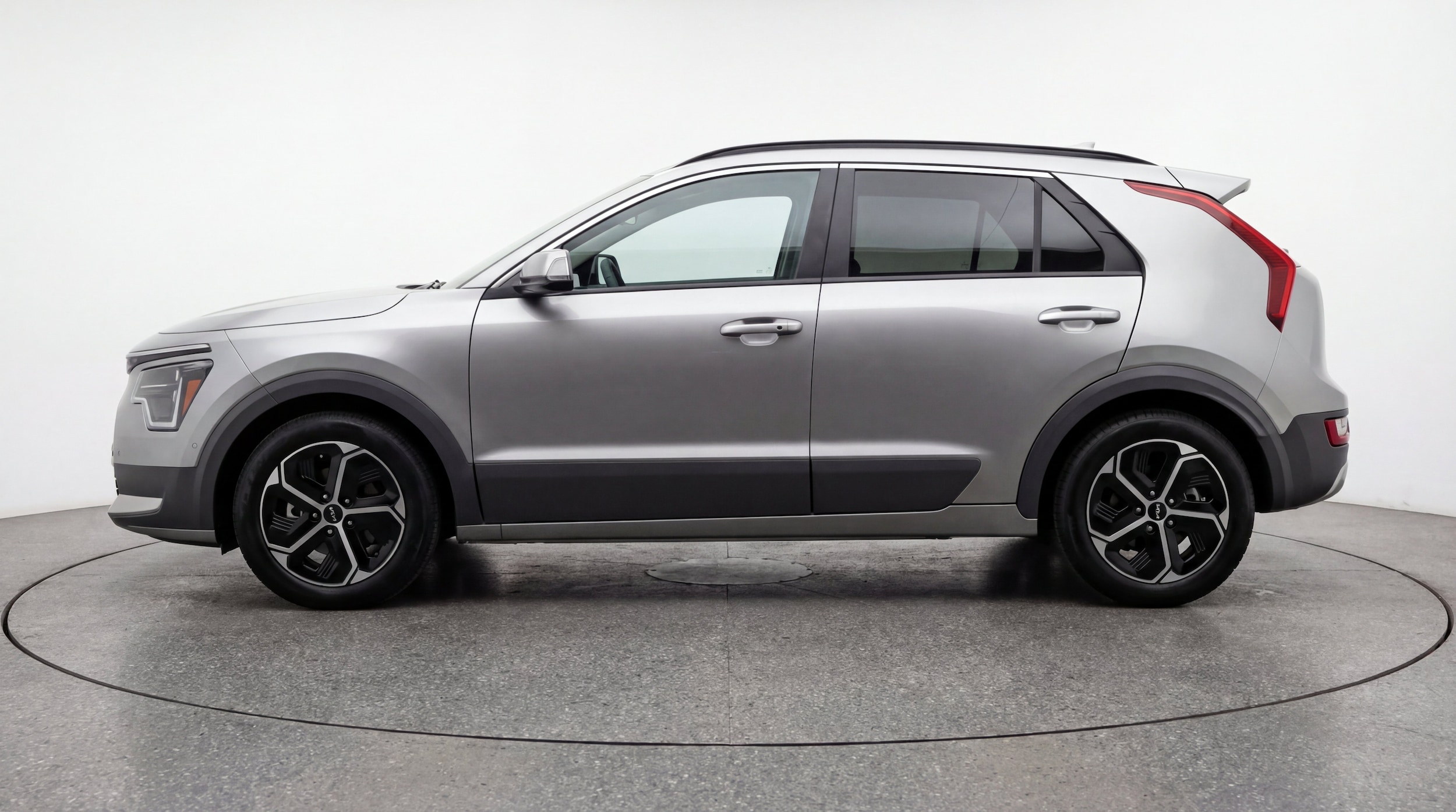 Thumbnail: 2026 Kia Niro - 5