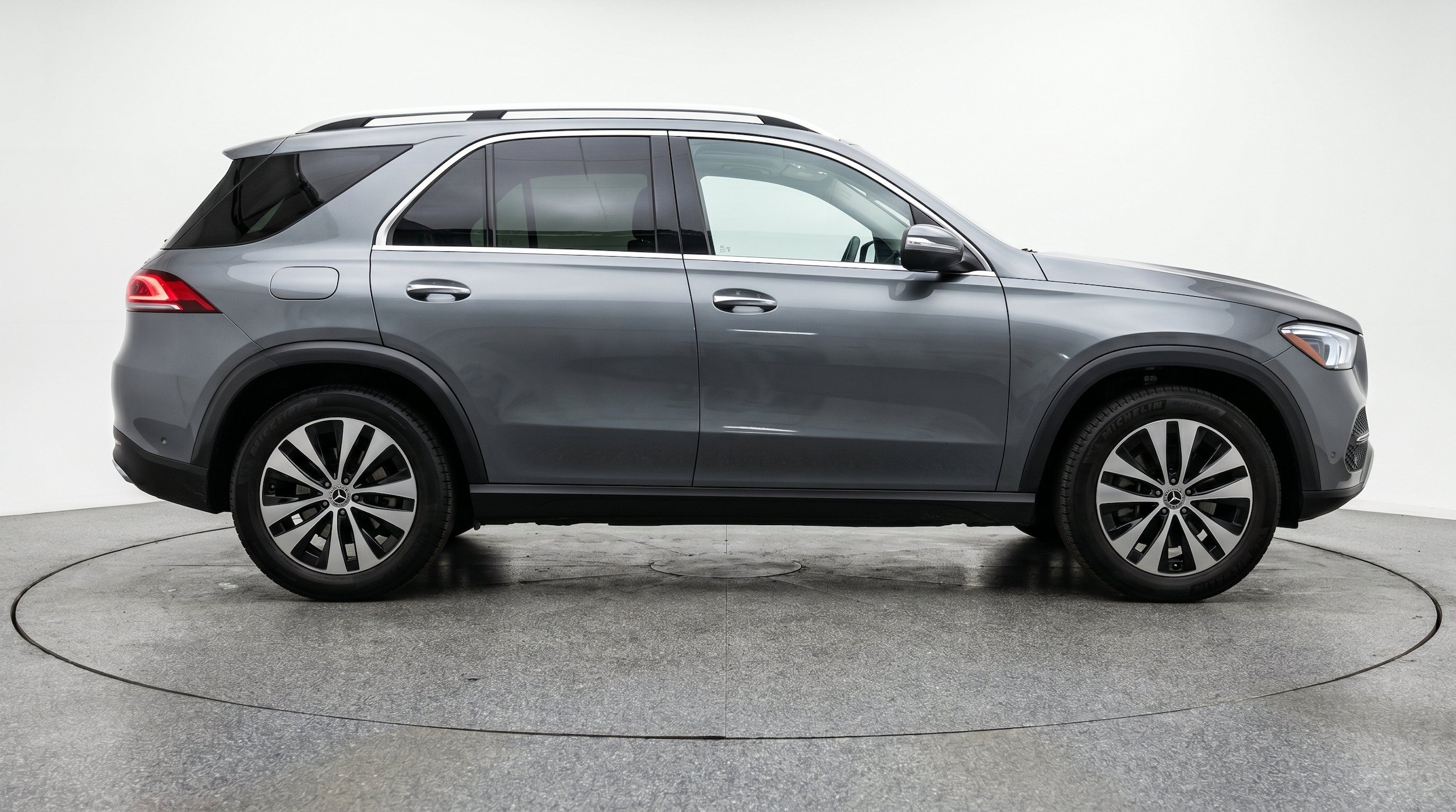 Thumbnail: 2026 Mercedes-Benz GLE - 11