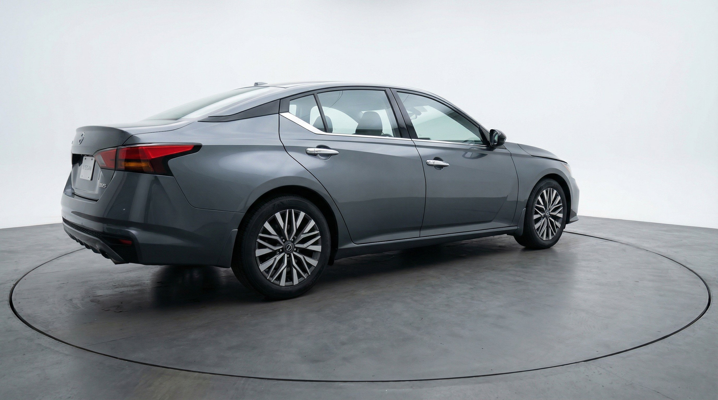 Thumbnail: 2025 Nissan Altima - 9