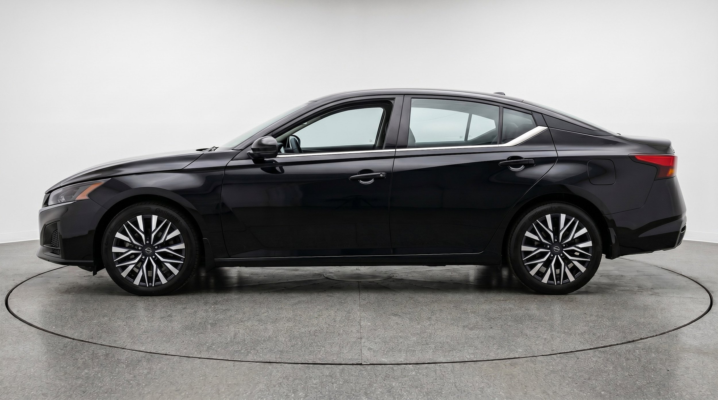 Thumbnail: 2025 Nissan Altima - 4