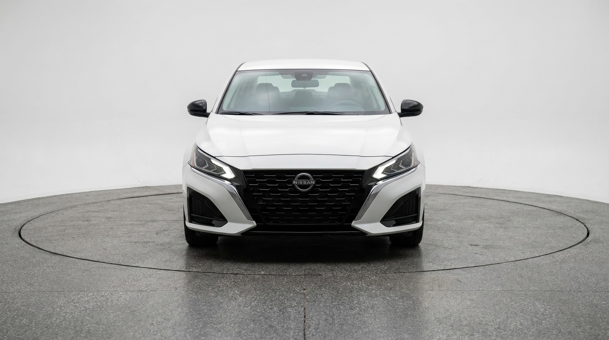 Thumbnail: 2025 Nissan Altima - 2