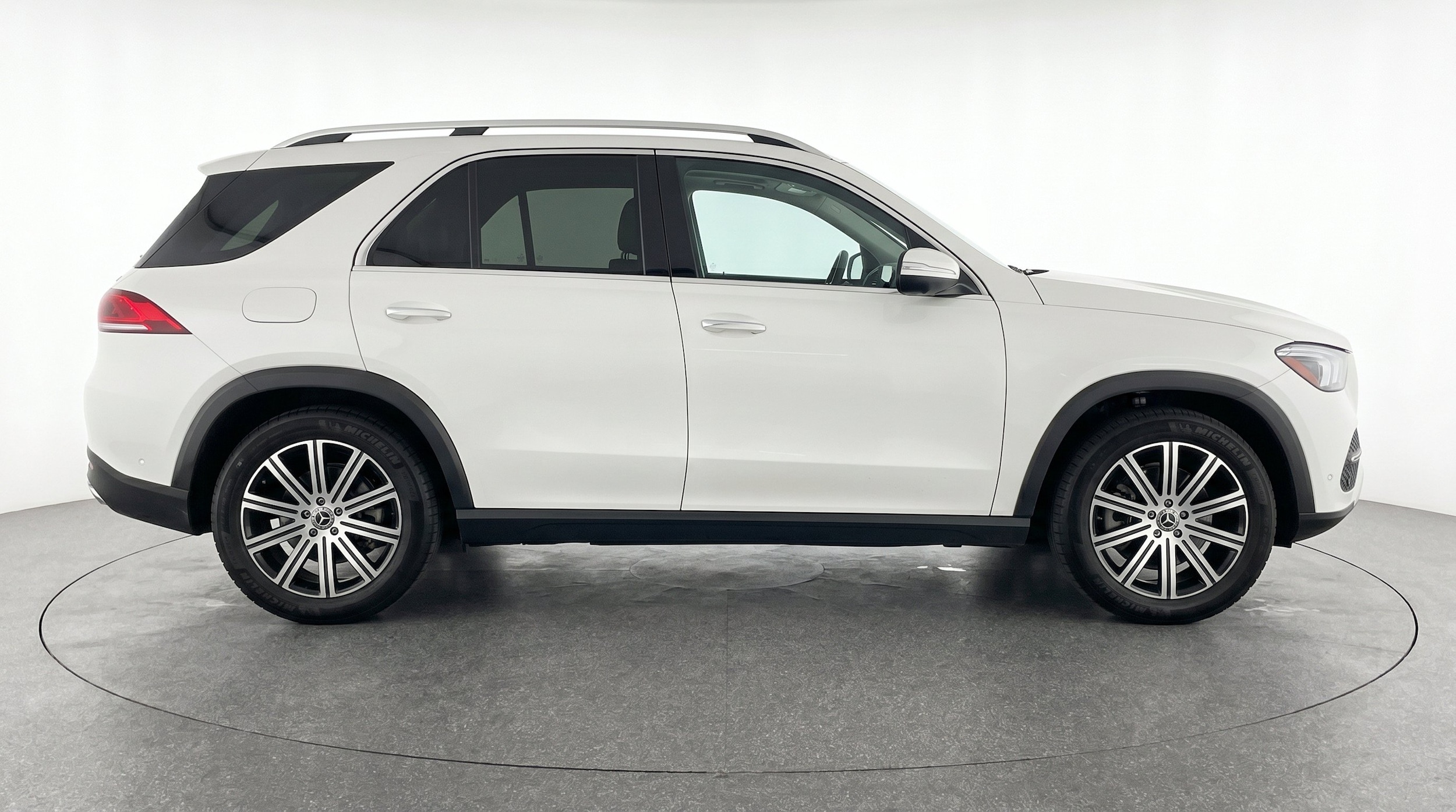 Thumbnail: 2026 Mercedes-Benz GLE - 11