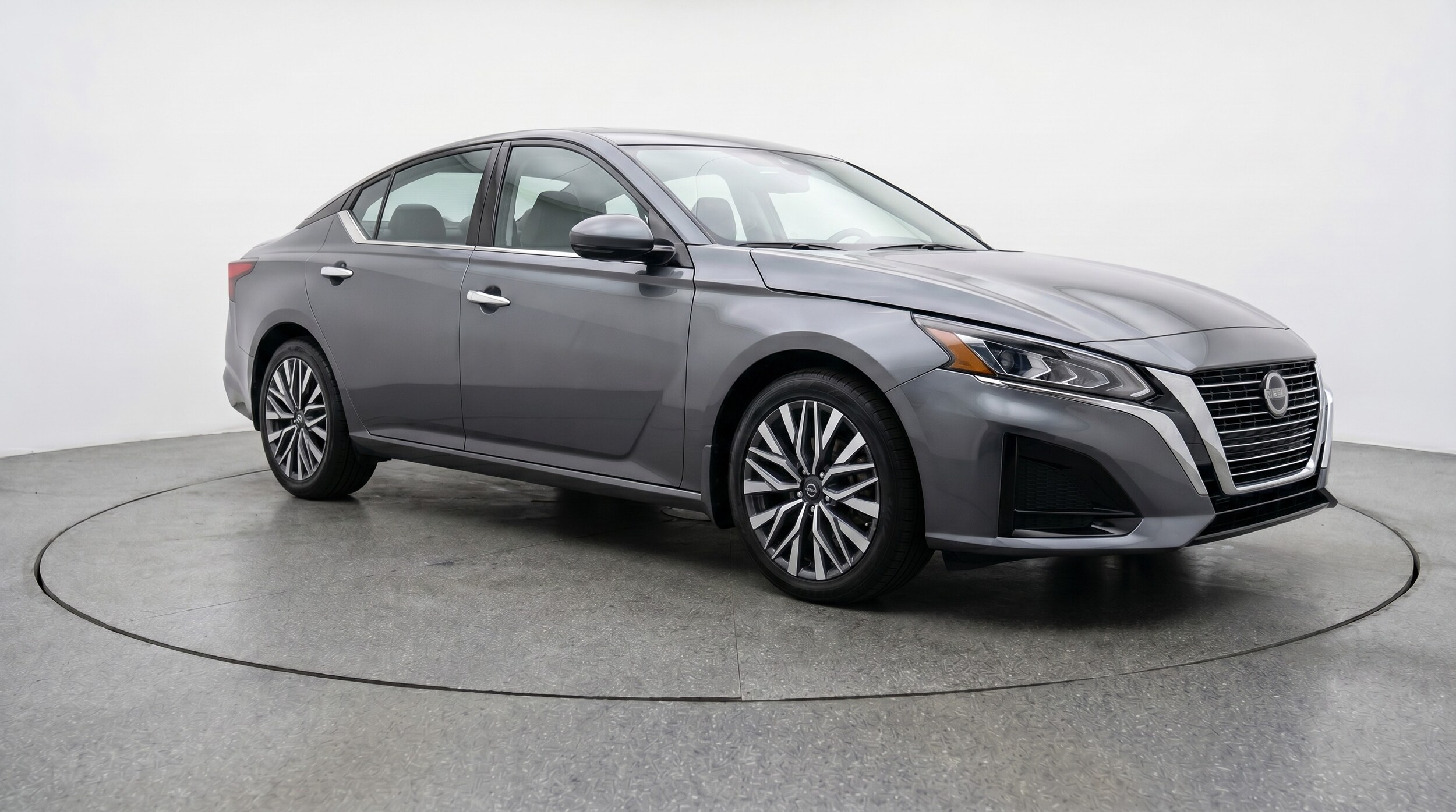 Thumbnail: 2025 Nissan Altima - 1