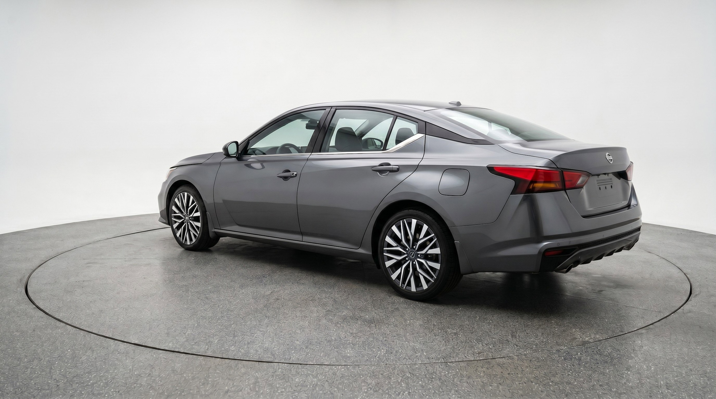 Thumbnail: 2025 Nissan Altima - 6