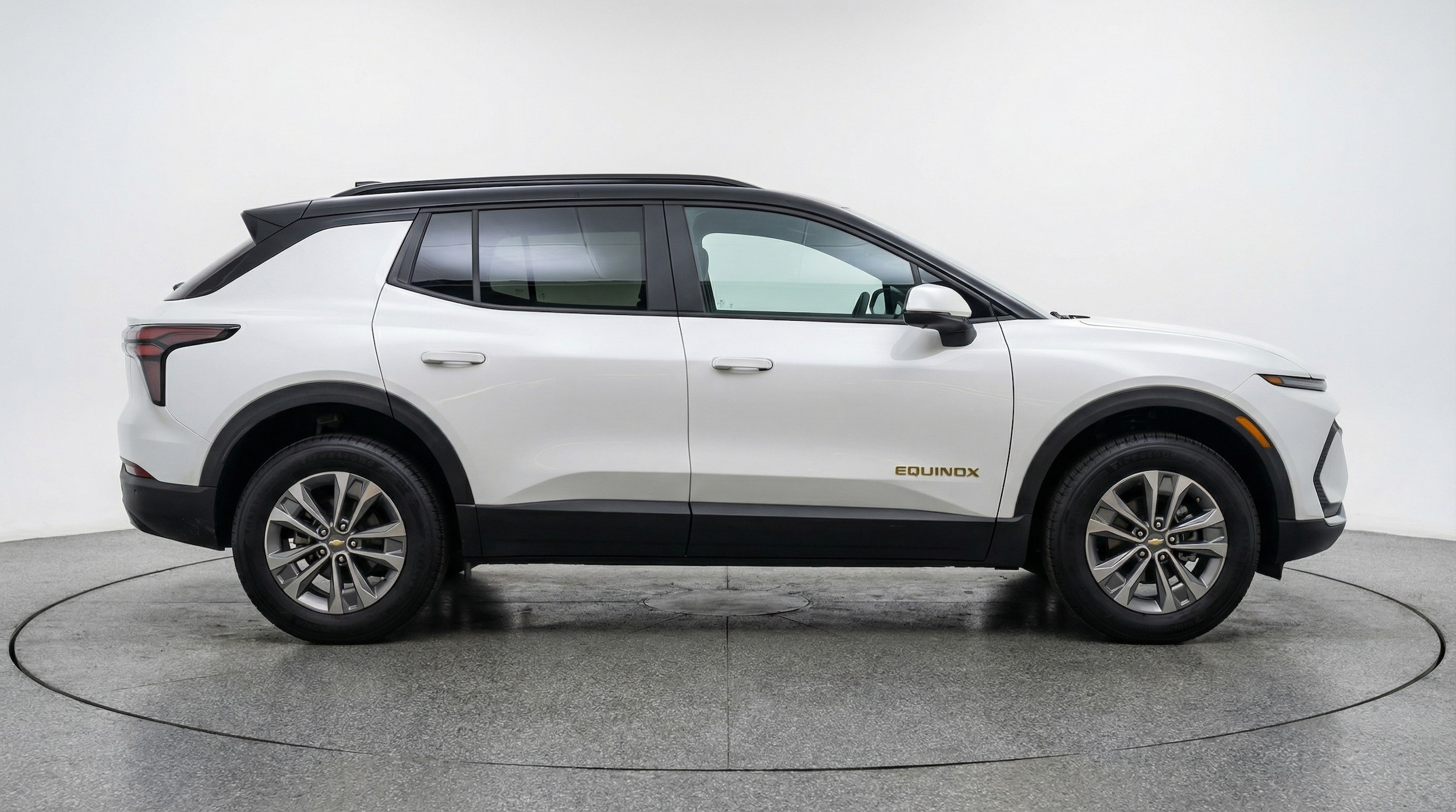 Thumbnail: 2025 Chevrolet Equinox - 8