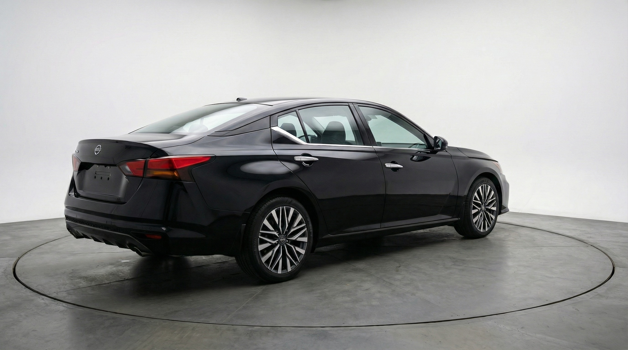 Thumbnail: 2025 Nissan Altima - 7