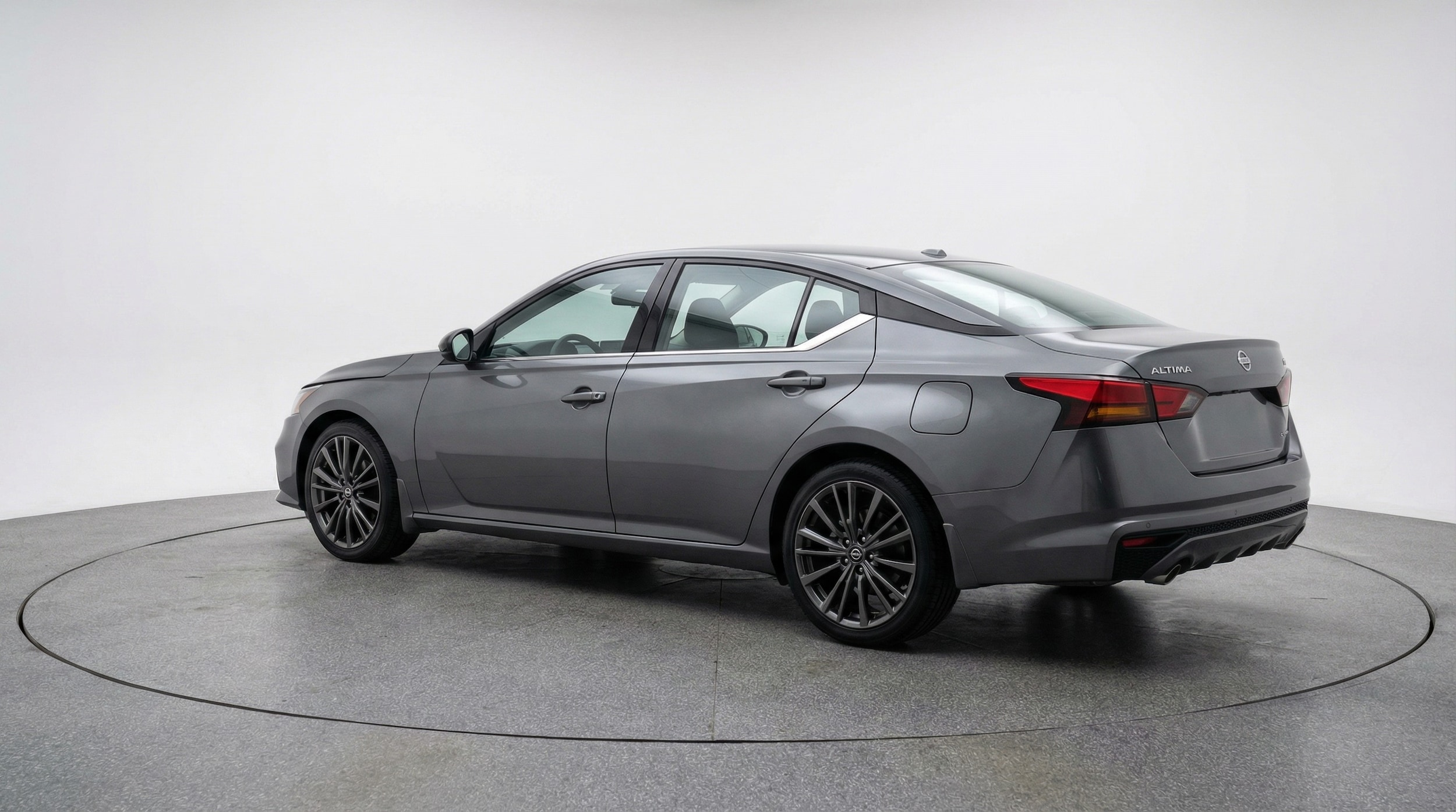 Thumbnail: 2025 Nissan Altima - 5