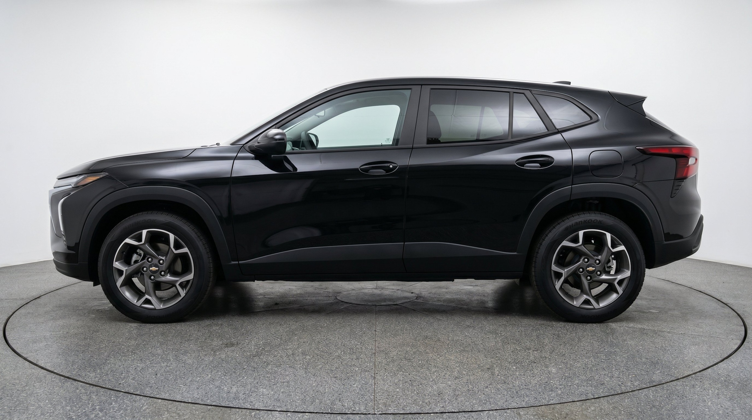 Thumbnail: 2025 Chevrolet Trax - 5